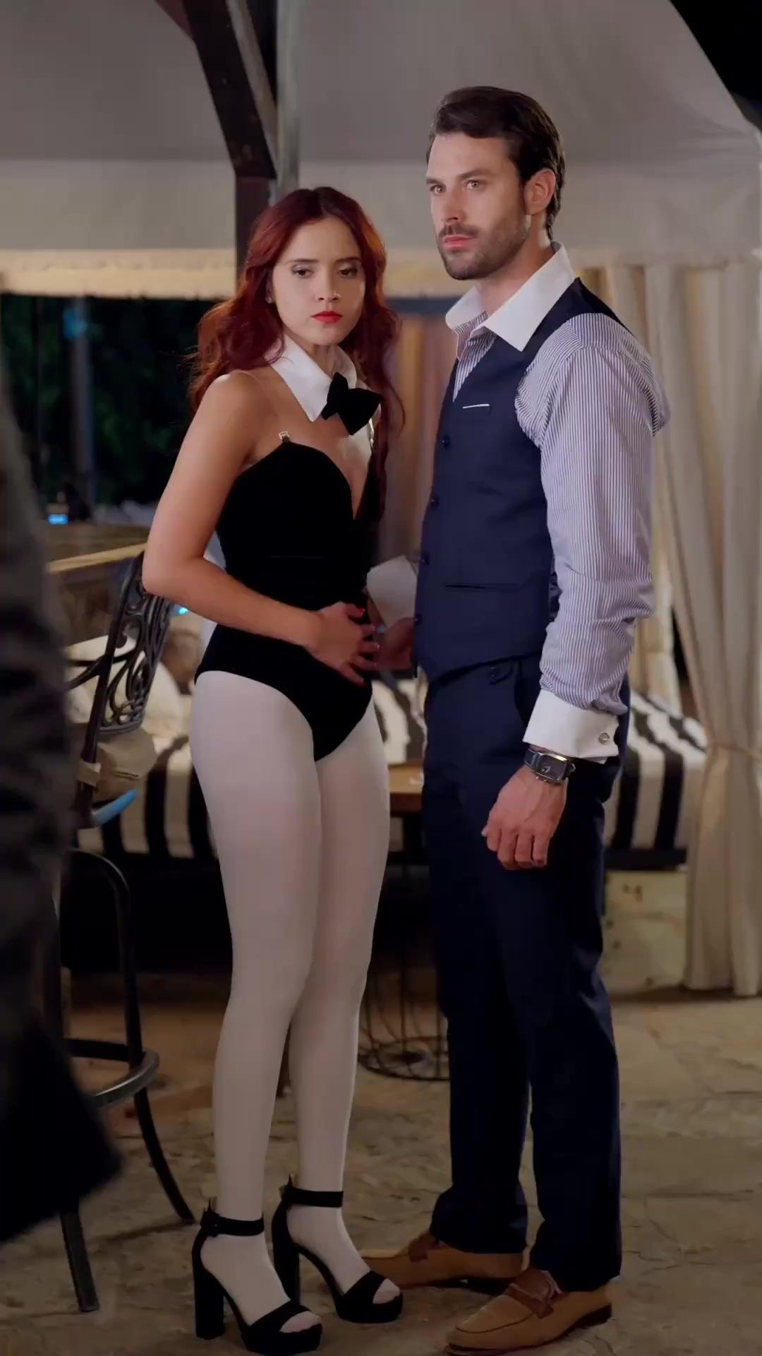 Dimanjakan oleh Sugar Daddy Jutawan