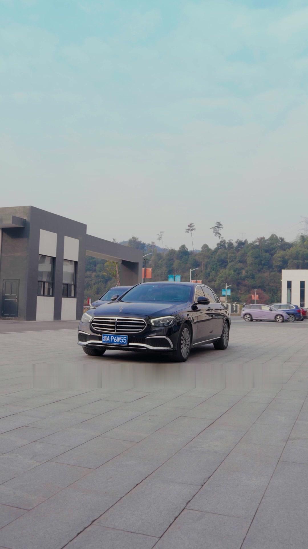 My Assistant Is My Lost Love?