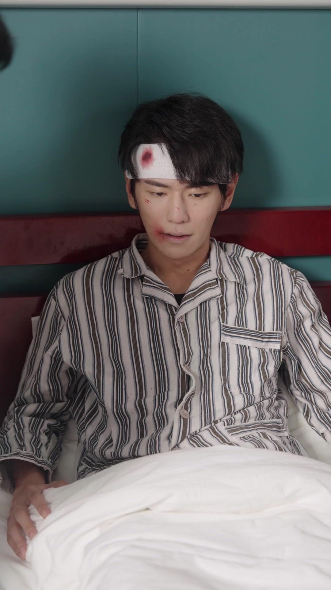 Ảo Ảnh Trong Gương