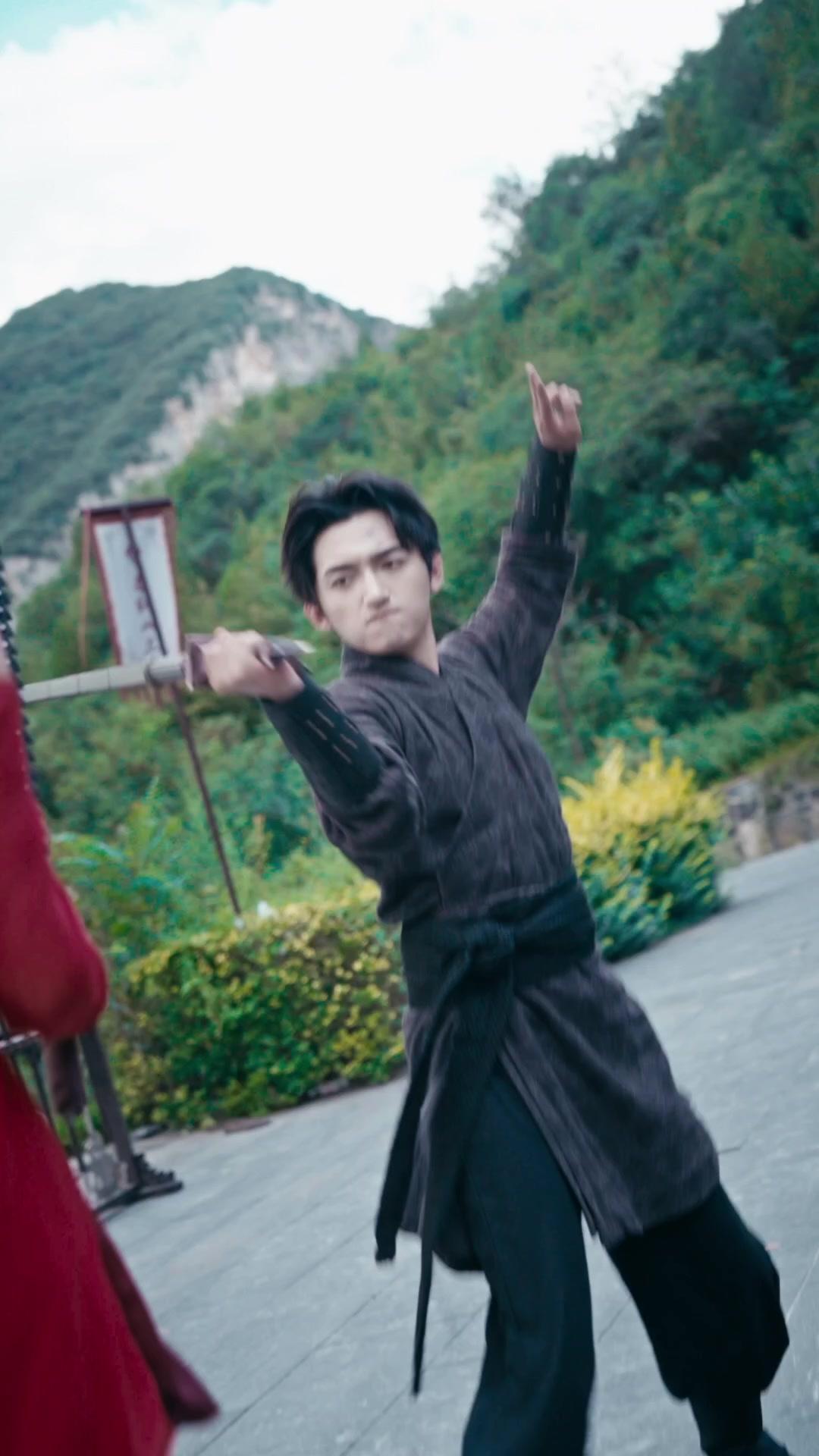 Der Gott der Klingen