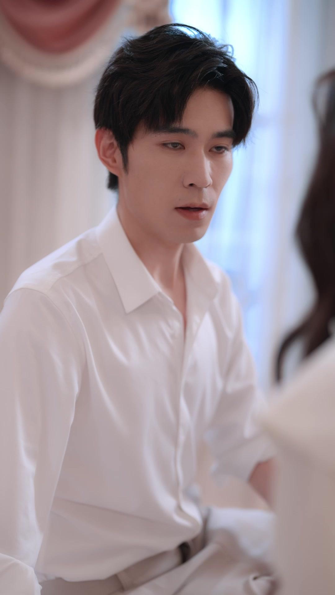 Tiga tahun menjadi istri palsu