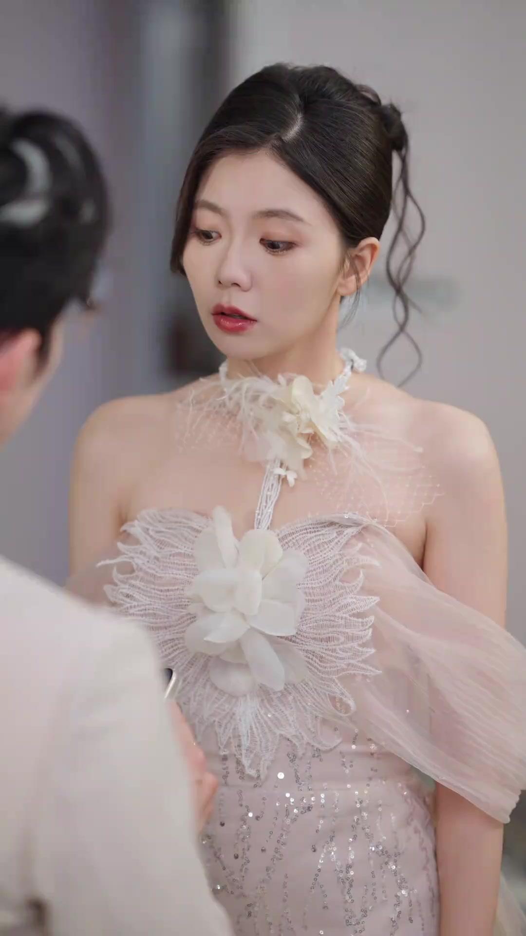 LA MÉCHANTE ADORÉE DE TOUS