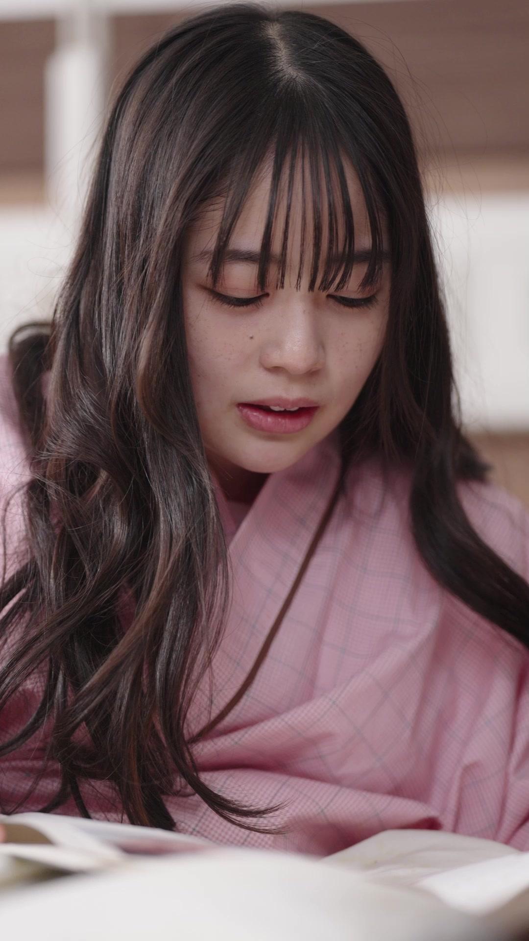 Sakura Beneath the Shrine