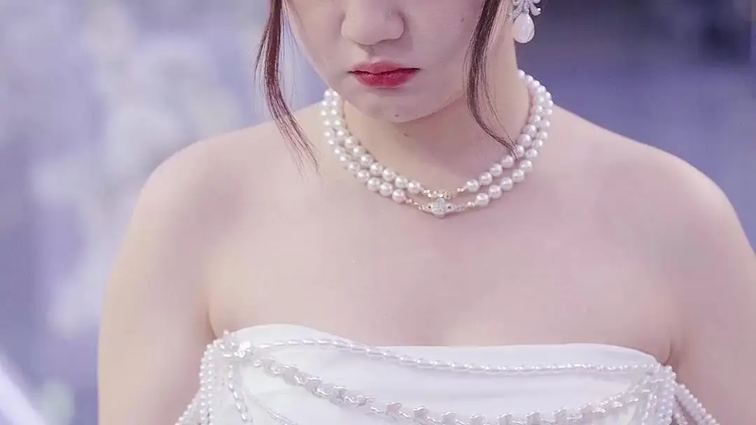 辦公室裡的真相：她才是海城真·國民女孩