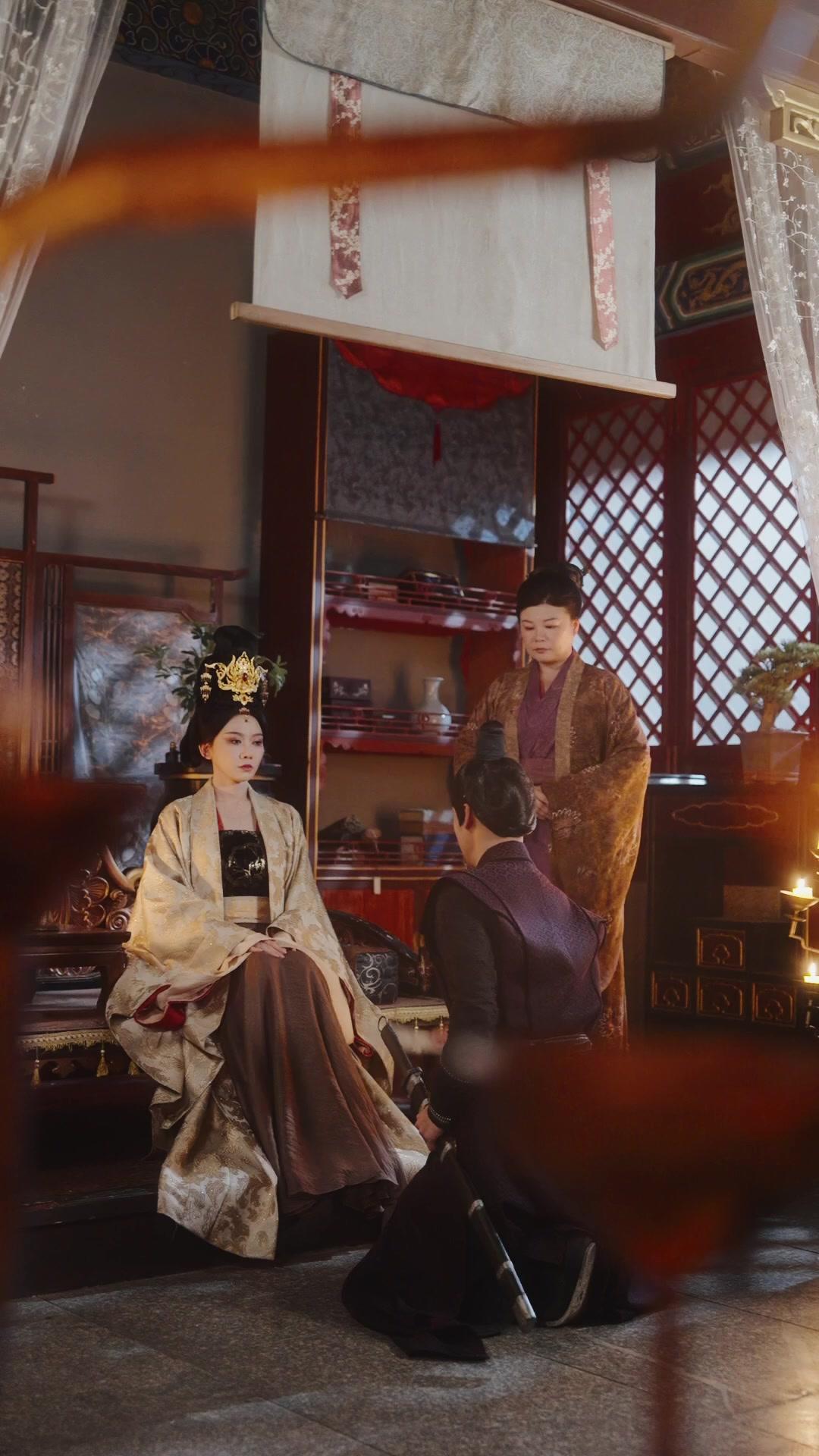 ¿Emperador? ¡Nosotras decidimos!