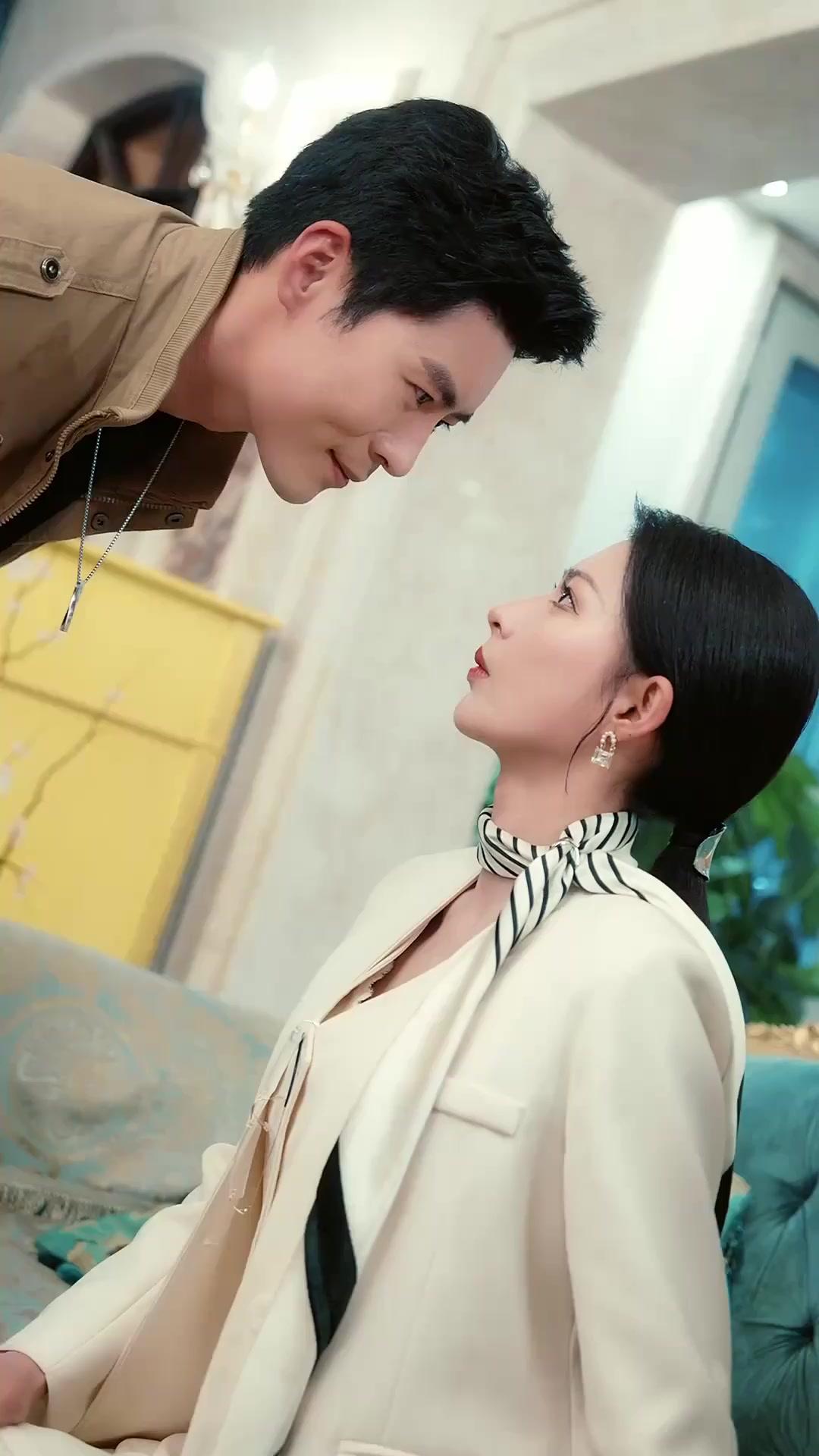 (Synchro) CEO in Not : Ein Söldner zum Verlieben