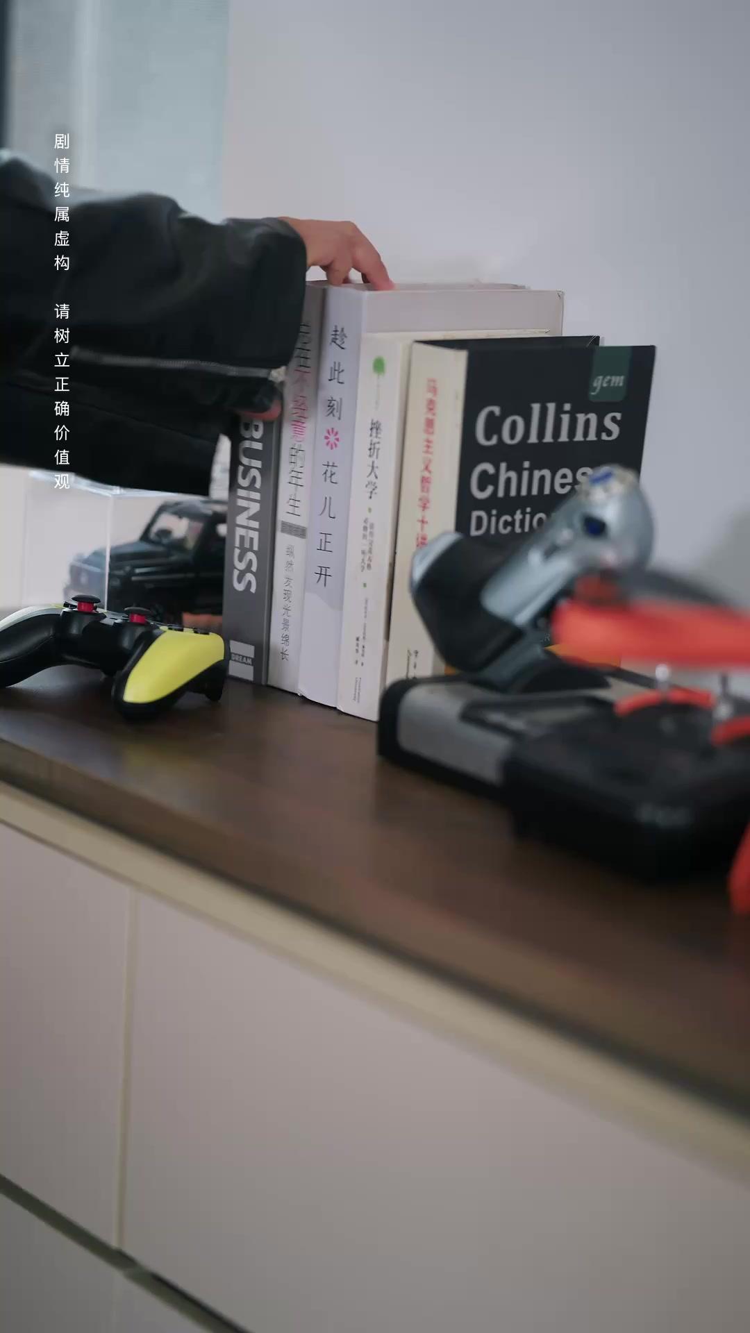 Transformé a tres diablos en genios