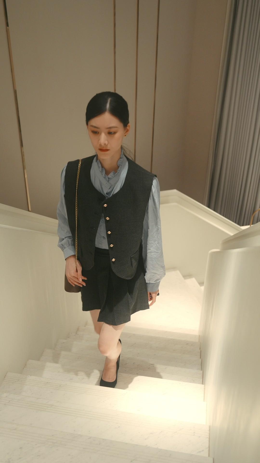 Her Boss, His Rival, Their Baby