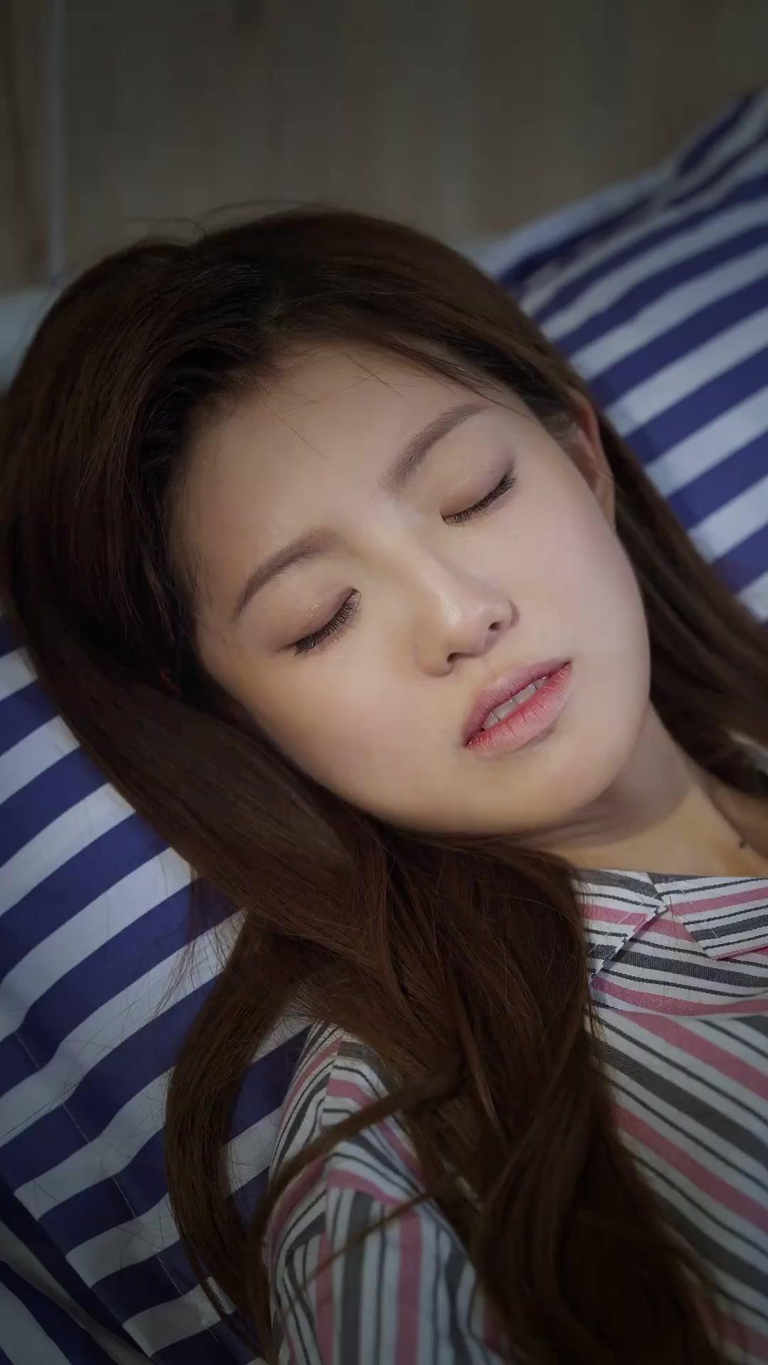 Her Return & His Dilemma