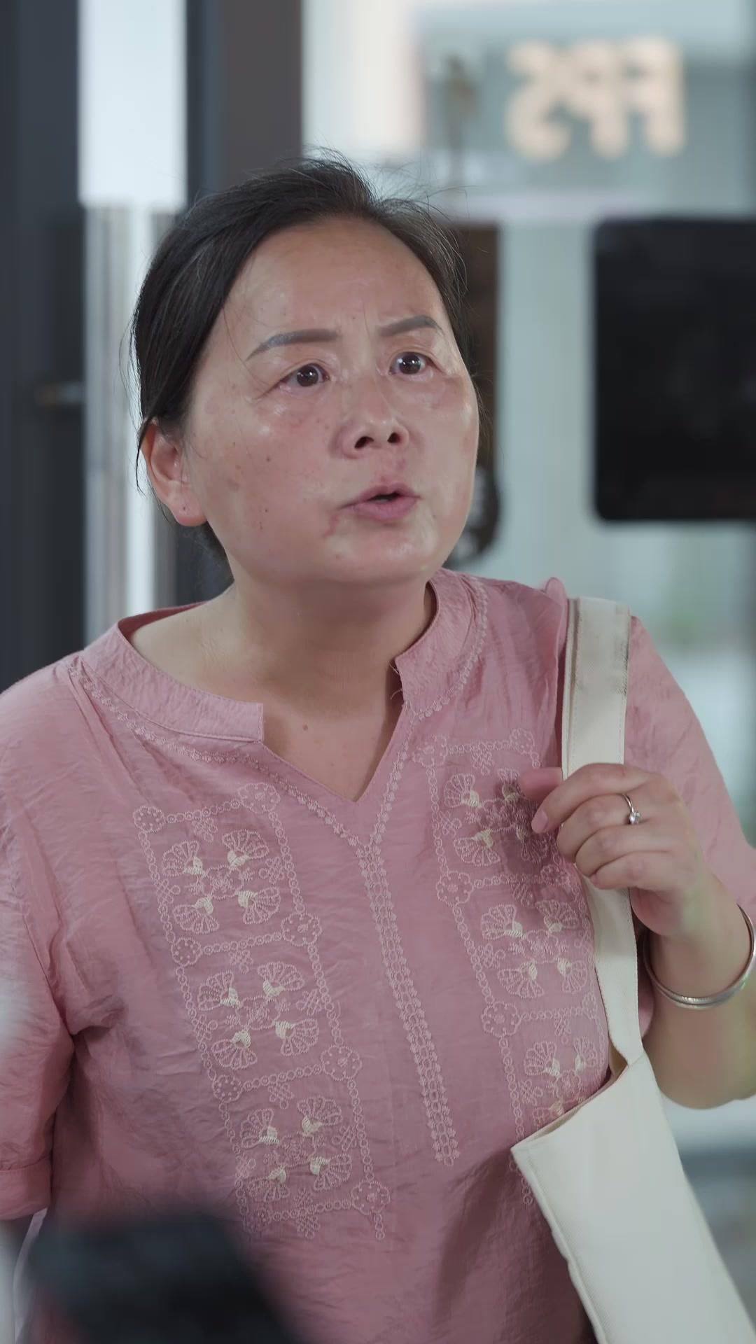 總裁的白月光，竟是清潔工