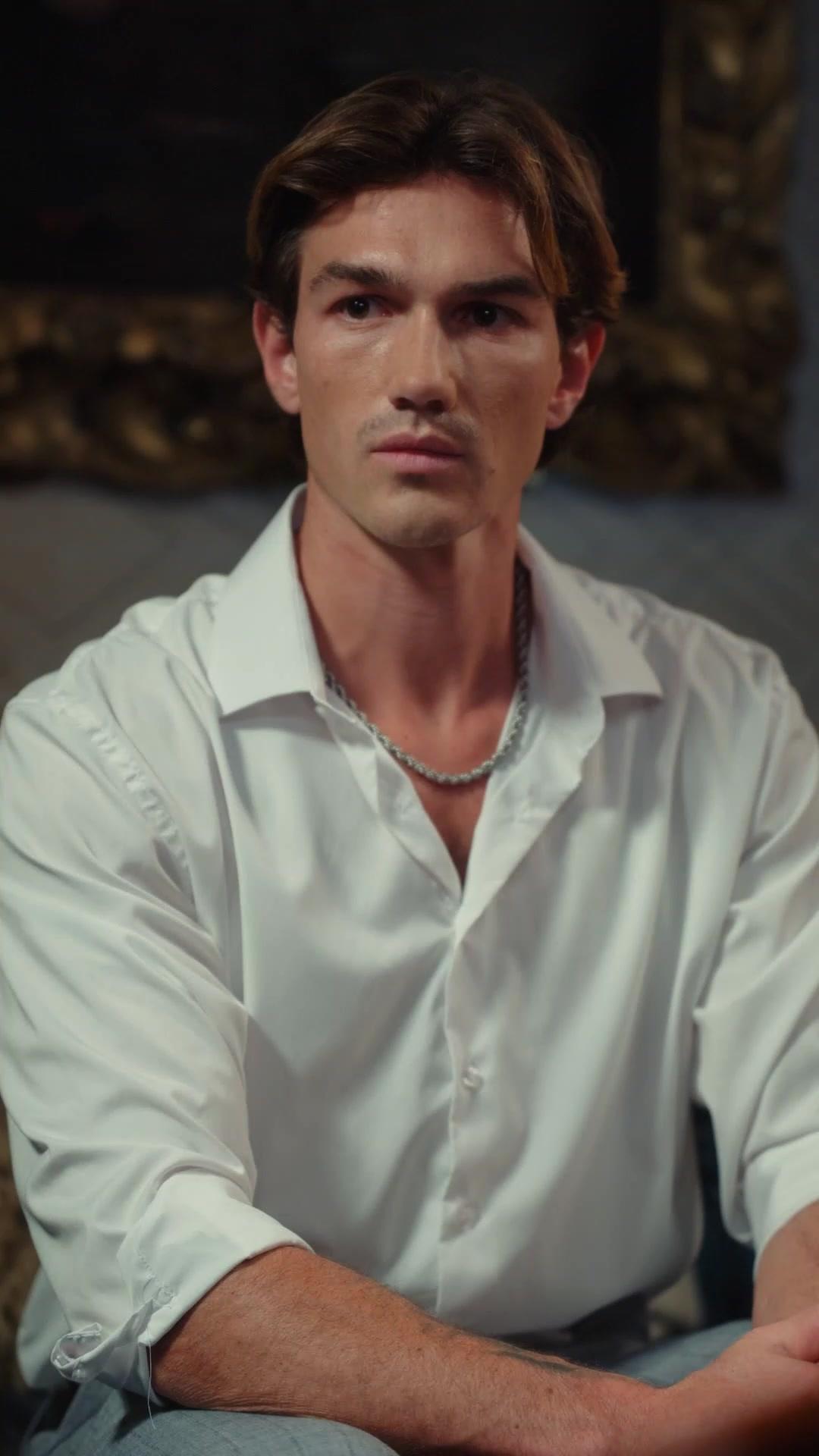 Cativa na Sua Gaiola de Ouro