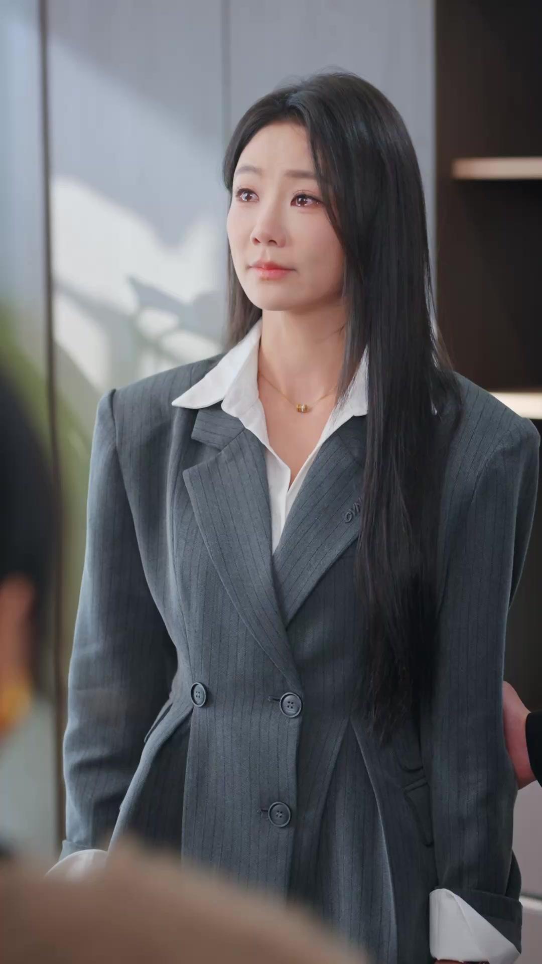 窮養二十年，開局配總裁