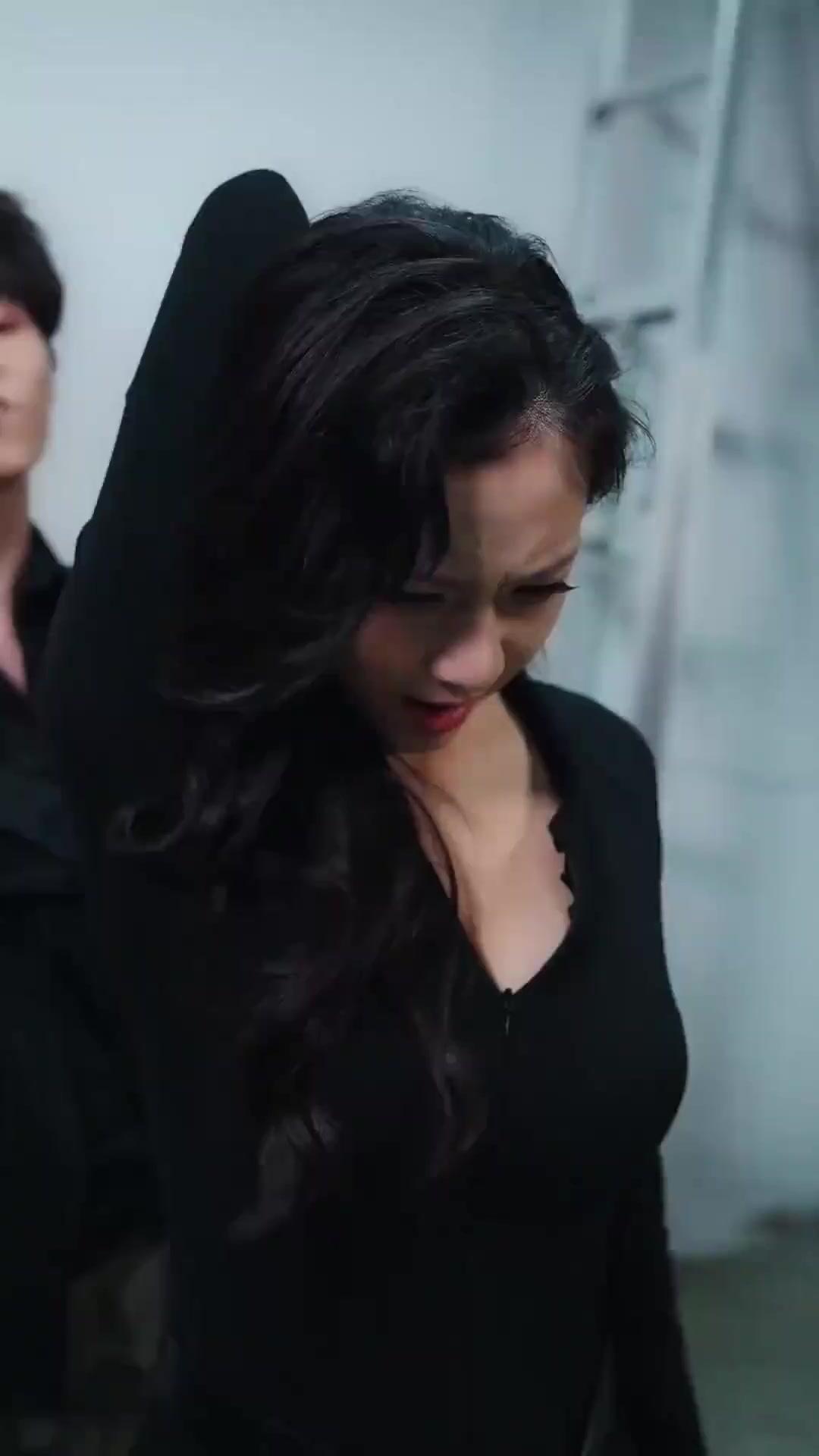 (Dublajlı)Okul Güzeli ve Çılgın Koruması