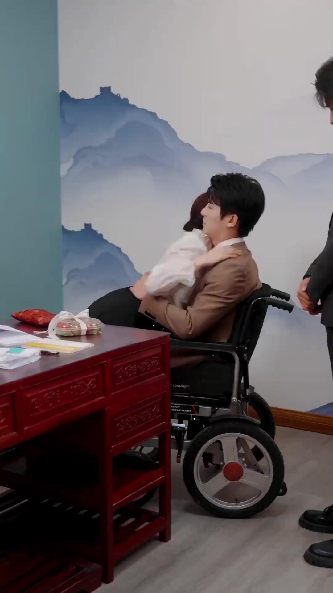 (Doblado)¡Cásate conmigo, demonio!