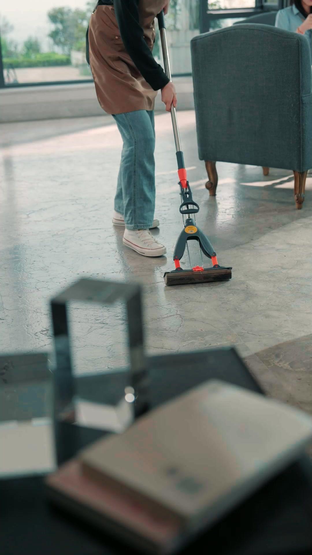 They Mocked Mom. Now They Beg!