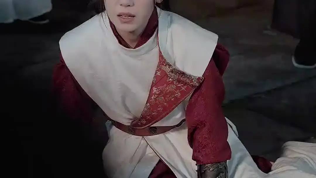 (Doblado) El guerrero divino perdido: La espada que no corta, sino juzga