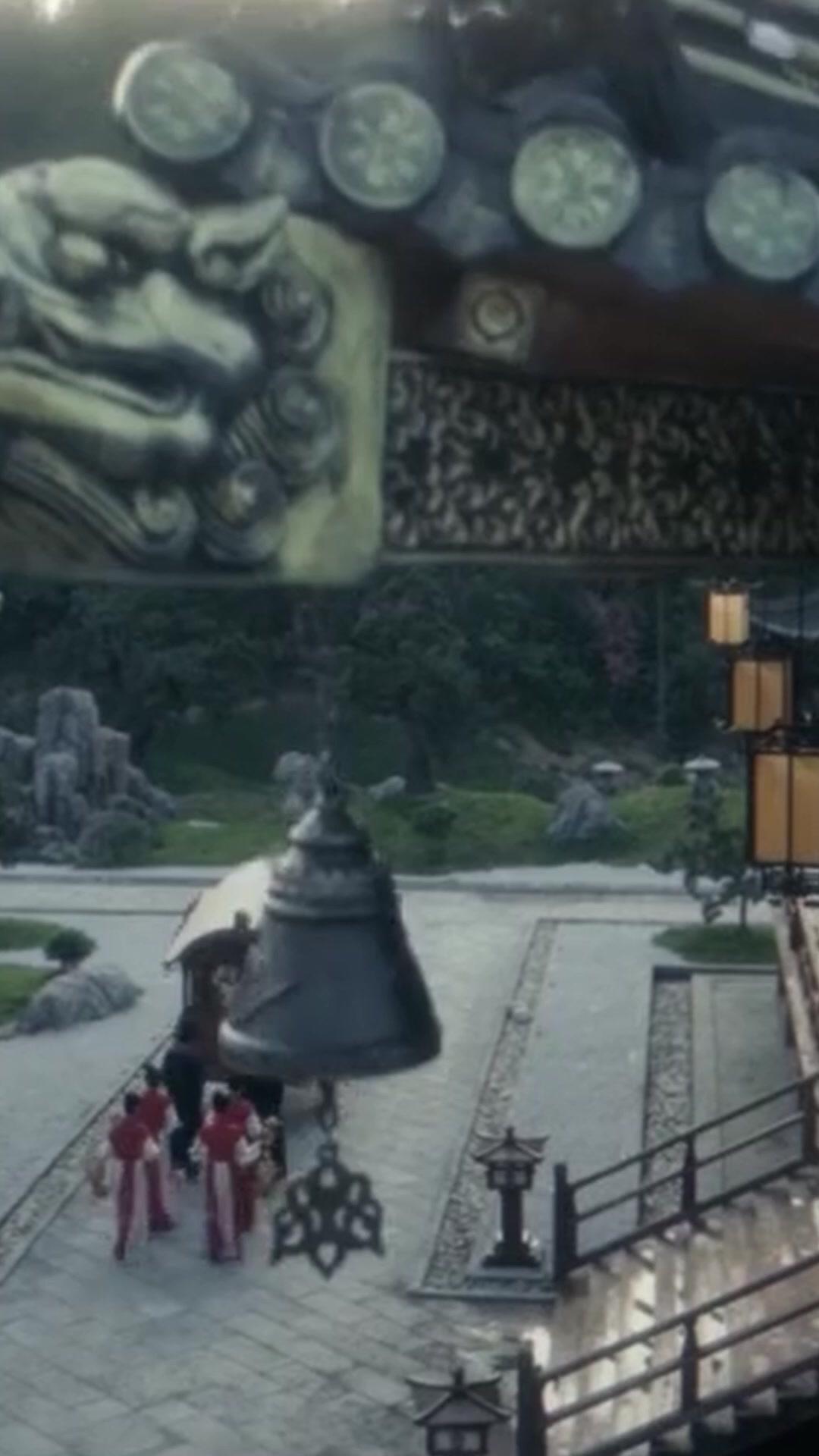 Regina Rinata: Fiamma della Vendetta