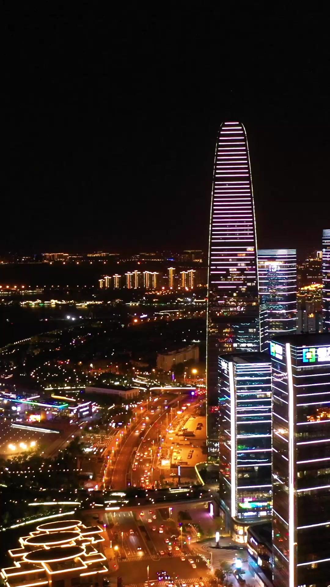 MON MARI ÉCLAIR ME CHÉRIT ET ME SÉDUIT