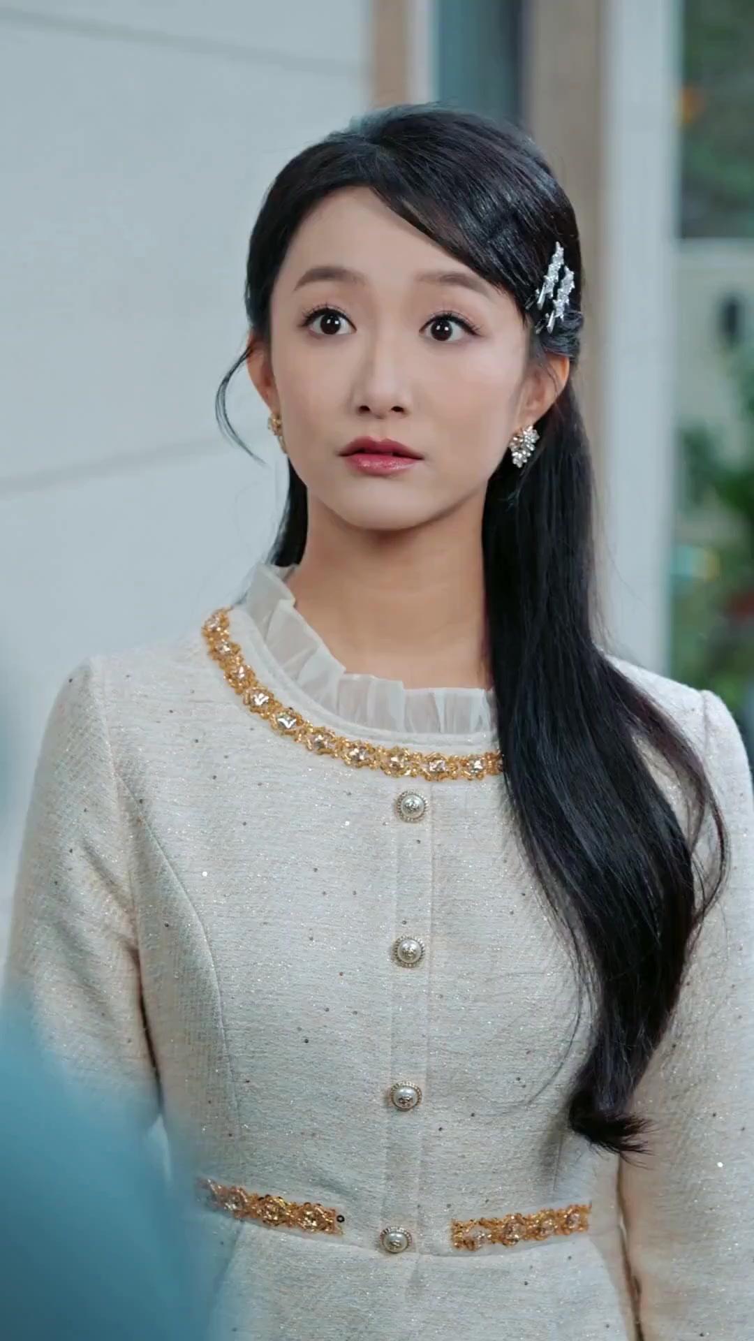 (Dubbed) Too Late to Love Him Right