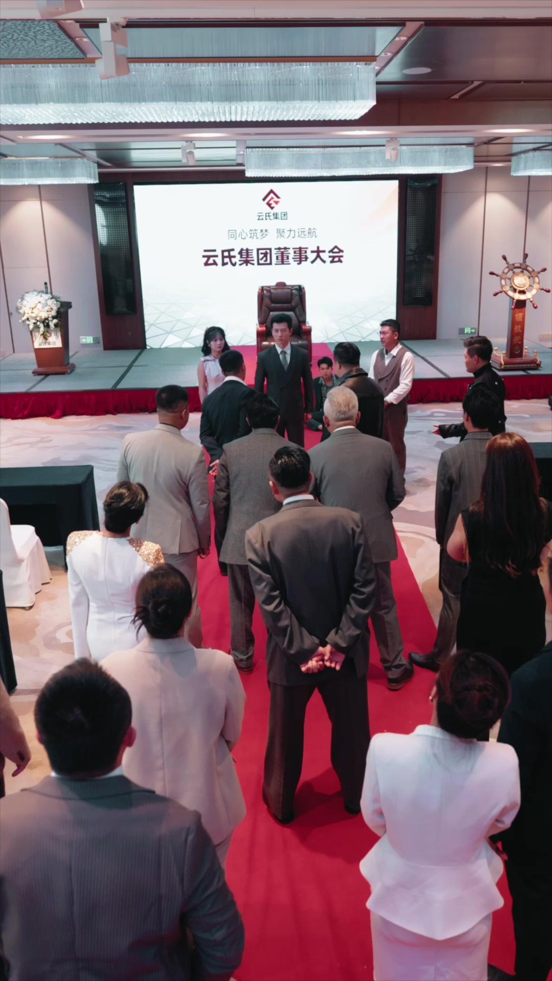 Sang Pewaris Kembali Berkuasa