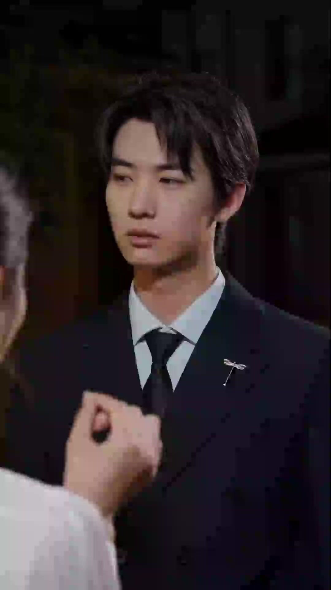 (Dubbed)Phoenix In The Cage