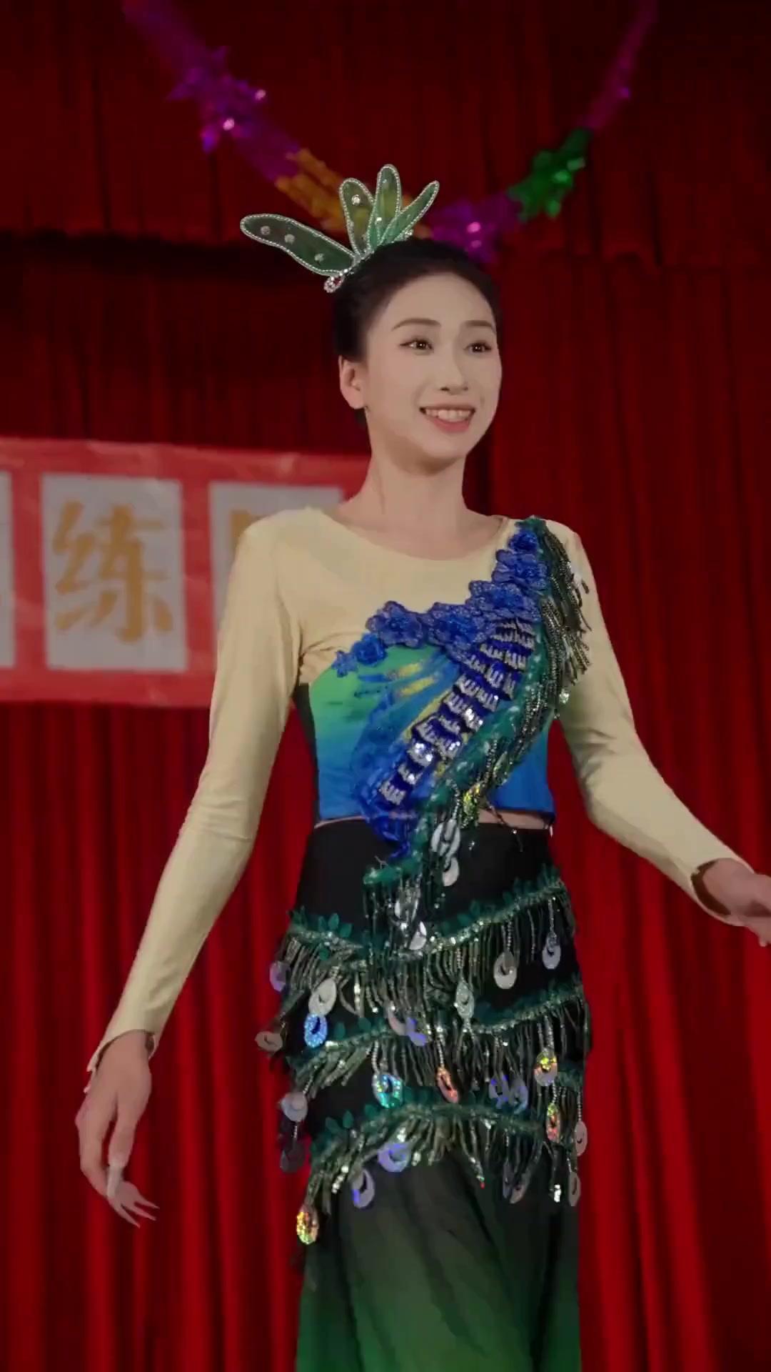 (พากย์เสียง) สามีแปดศูนย์ ผู้ชายแสนใสซื่อ