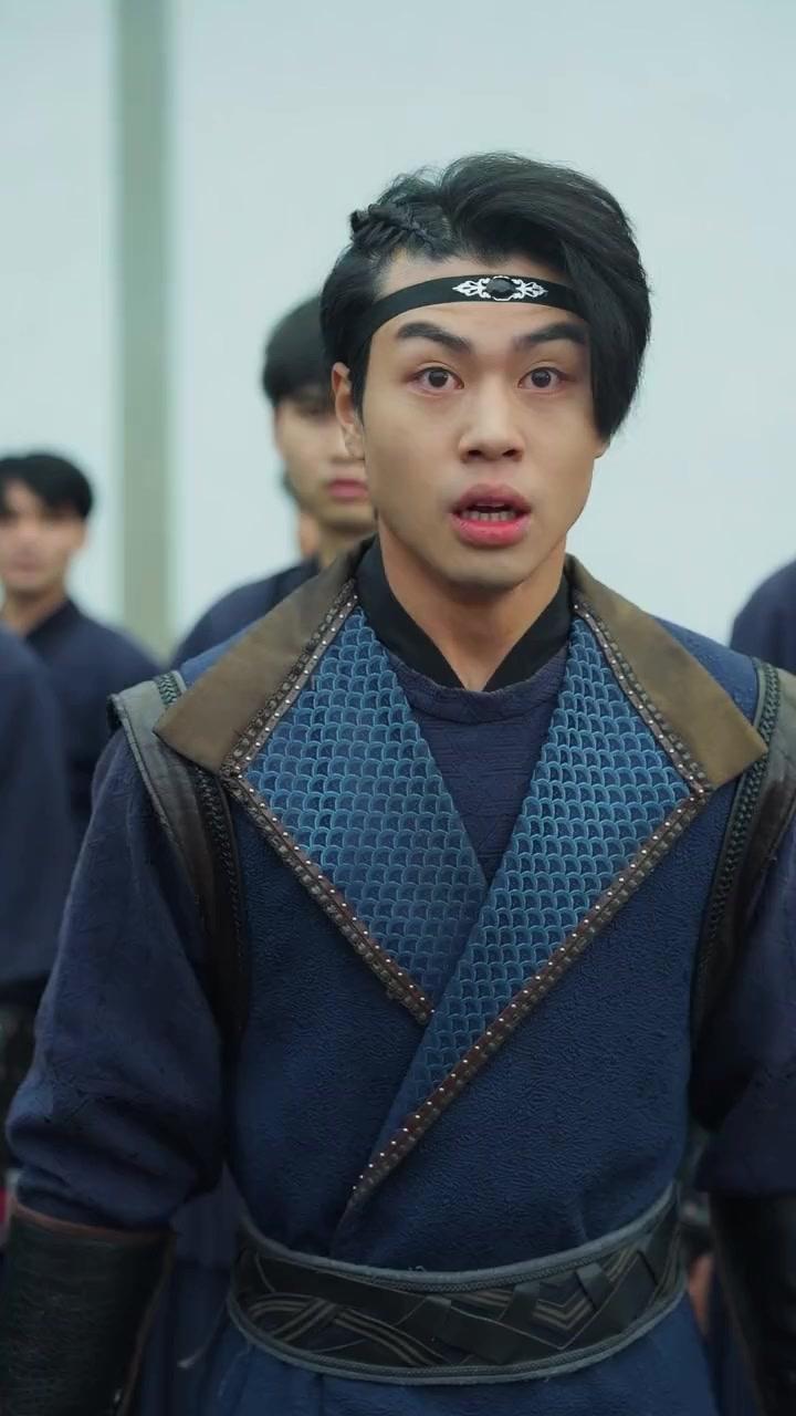 OMG! The "butcher" Son Is the Family Savior!