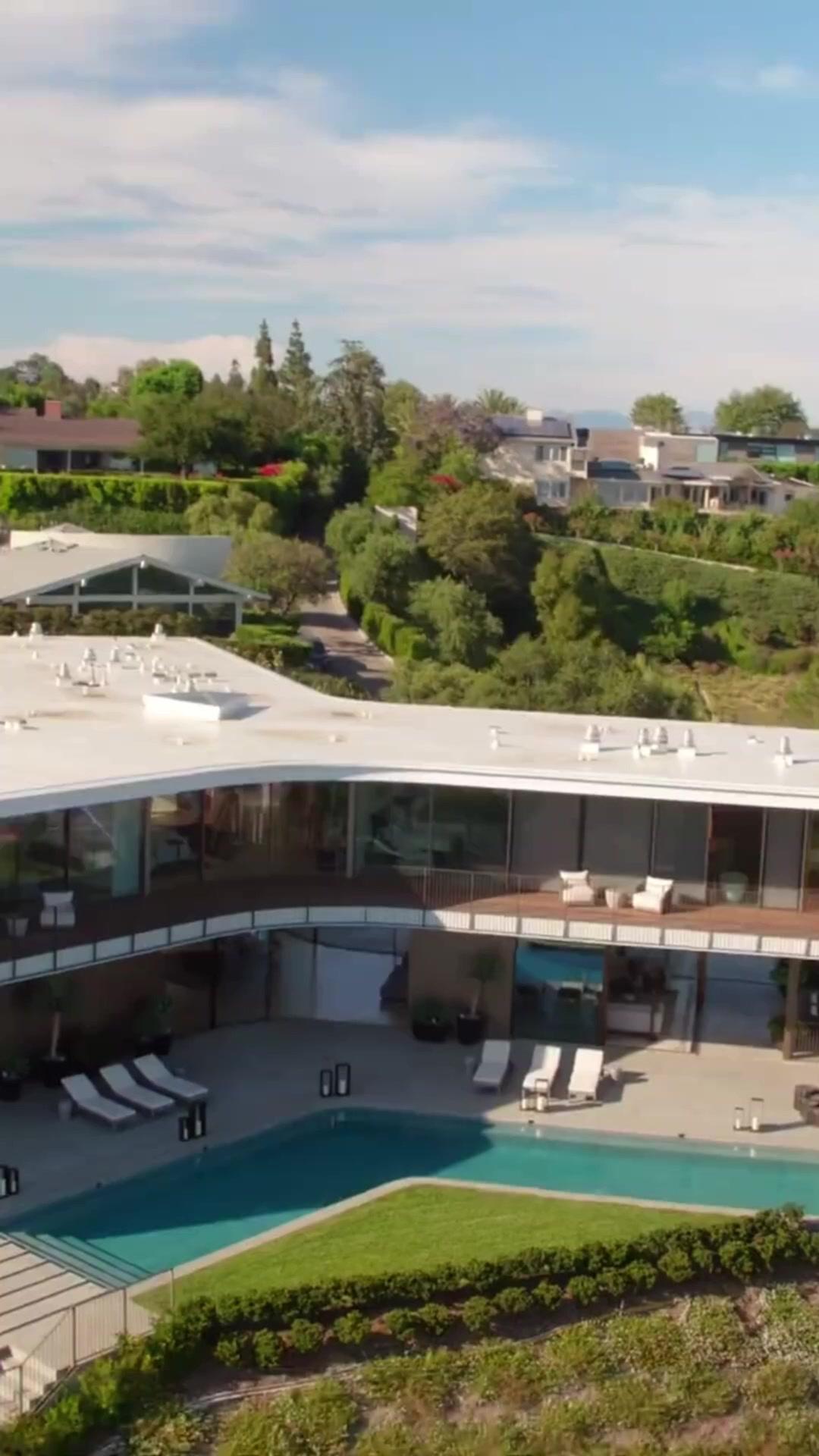 Obedeça-me, Filho do Presidente