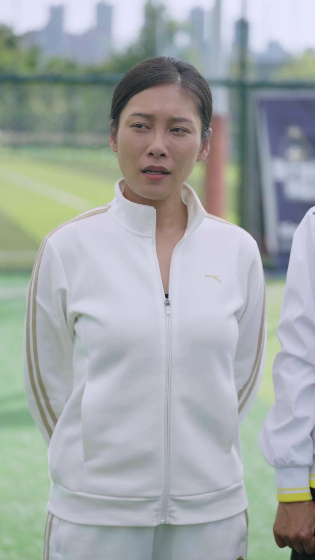 Wanita Juga Bisa Bola