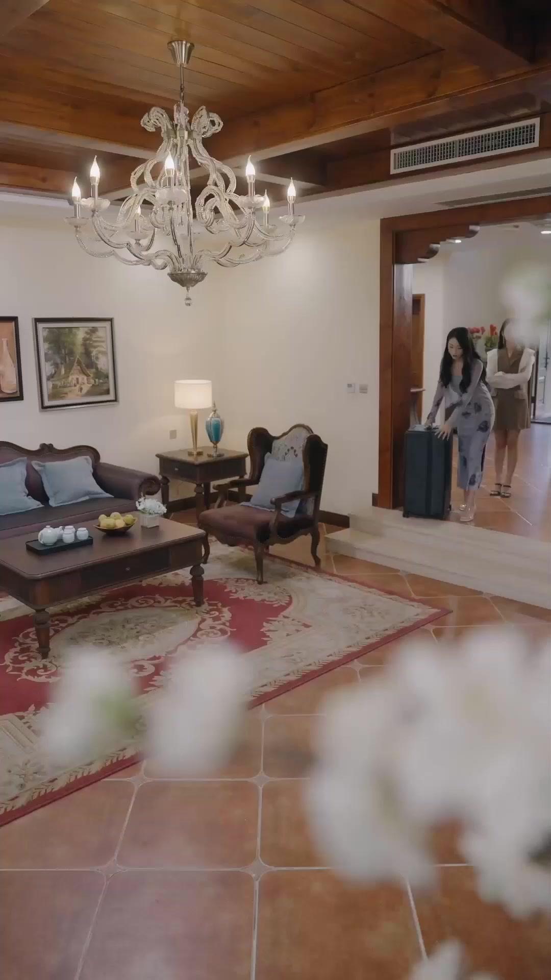 Identitas yang Terbongkar