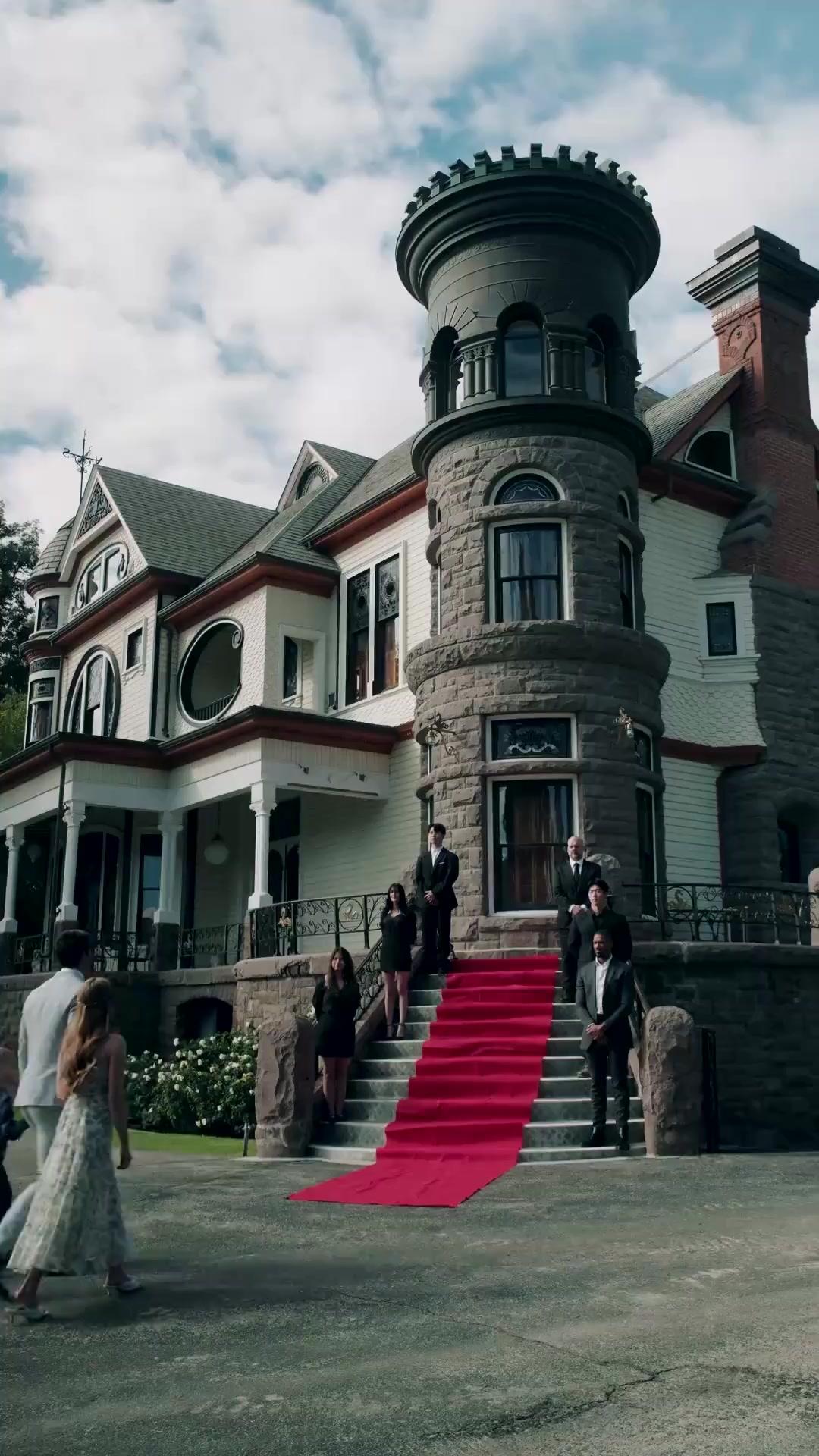 (Synchro) Der unersättliche Alpha will mich jede Nacht