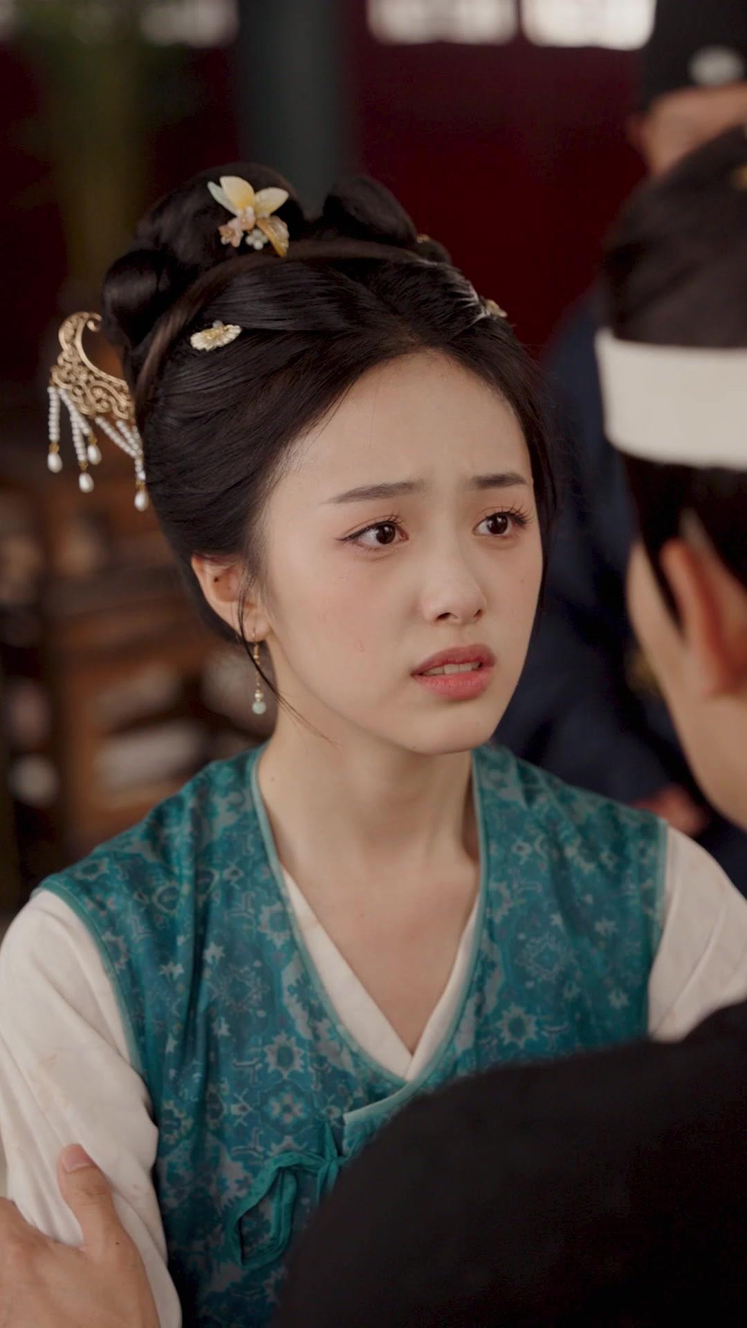 Your Majesty… I’m Just a Courtesan!