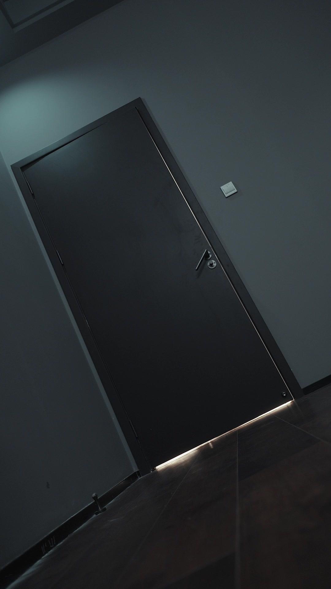 自由の名のもとに、君に囚われる