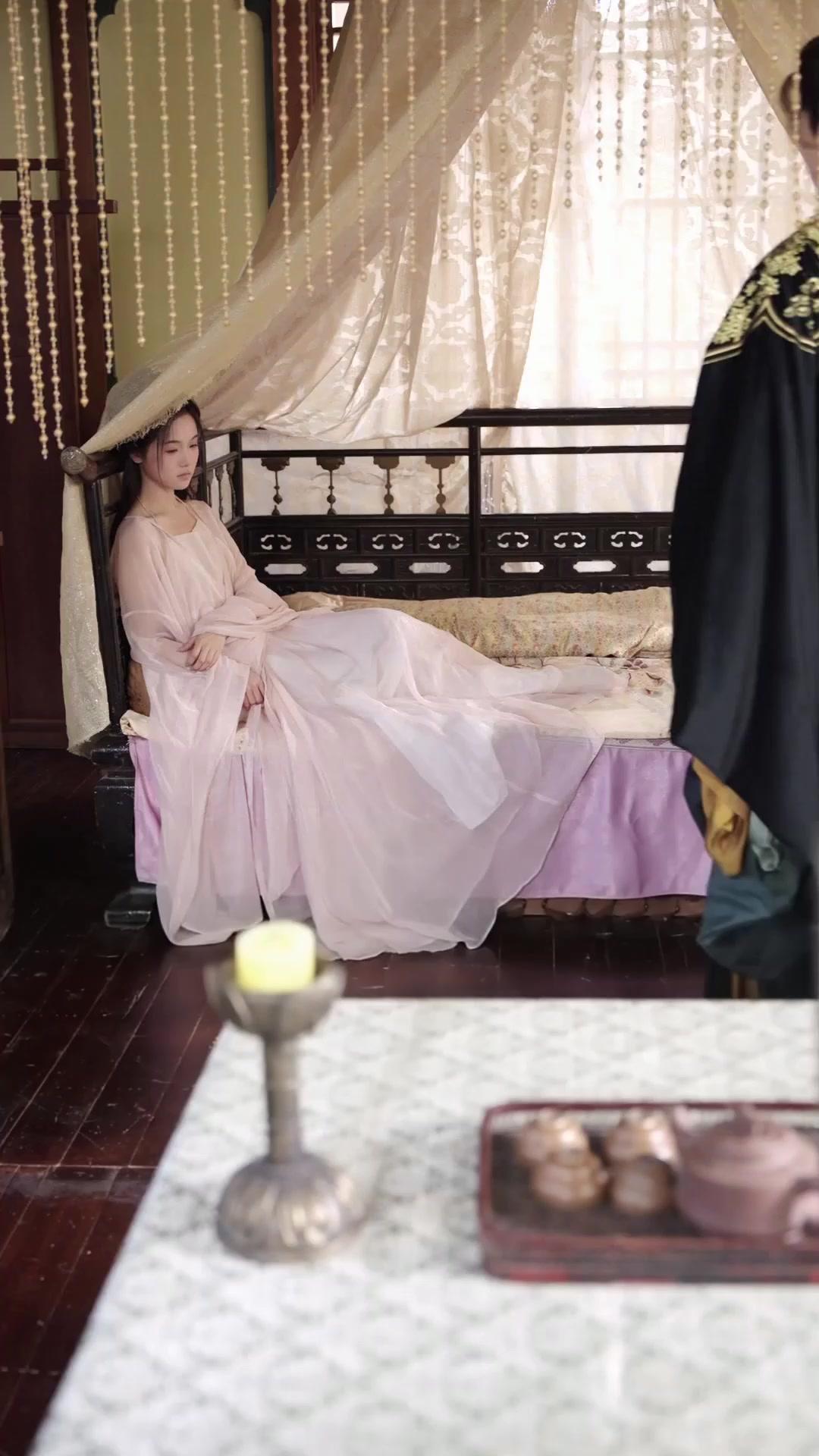 Perangkap Cinta Sang Raja