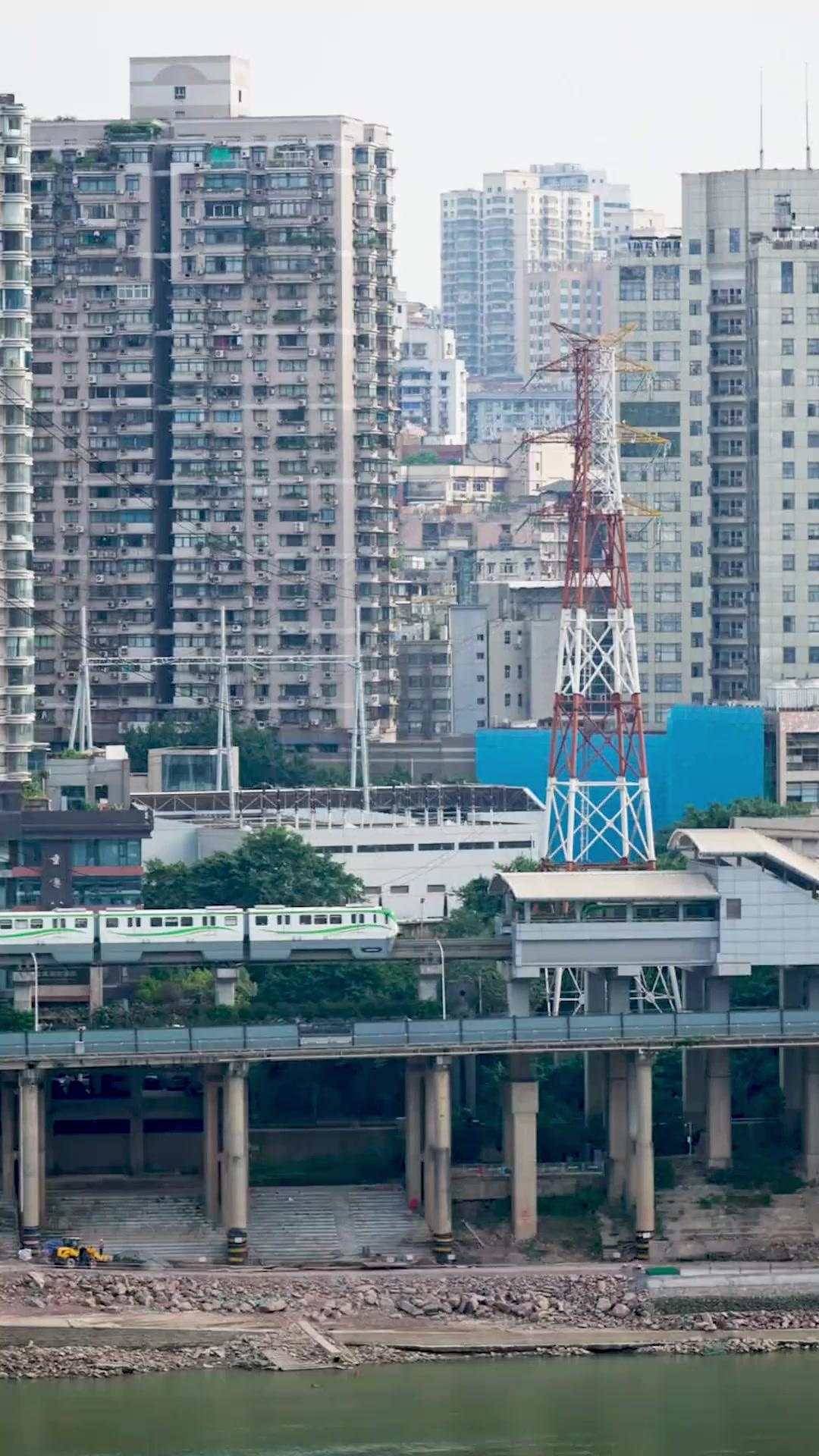 Cinta Pertama Adalah Luka