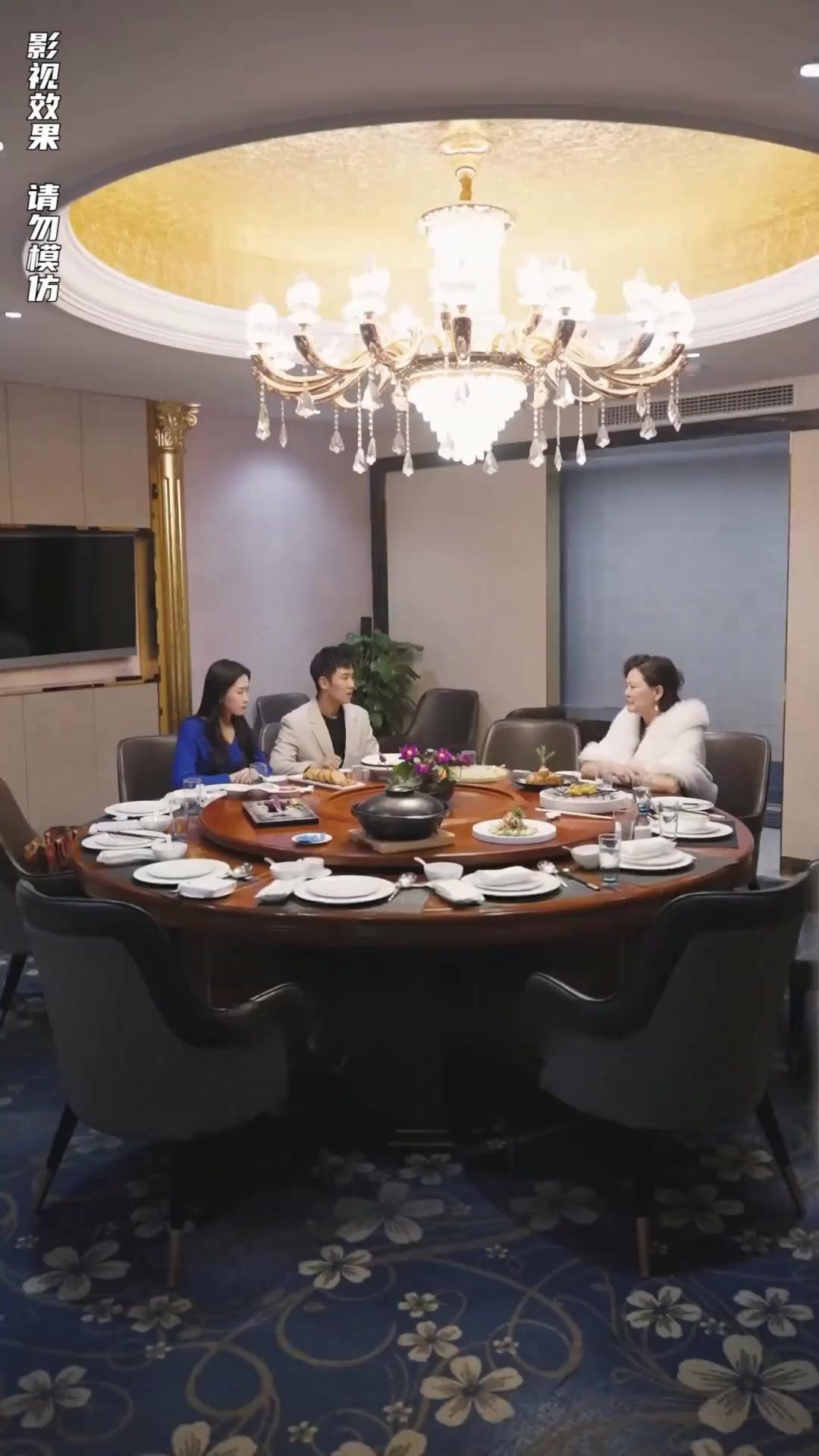 お嬢様、貧乏ごっこ満喫中