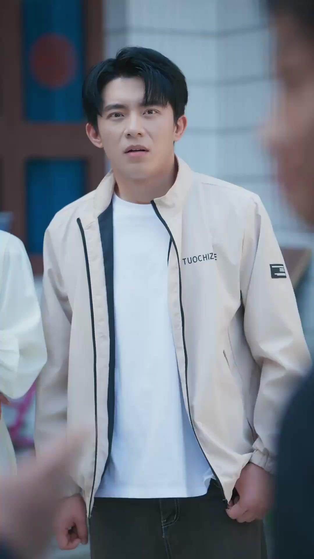 (Dublagem)O Herdeiro e Sua Deusa Apegada