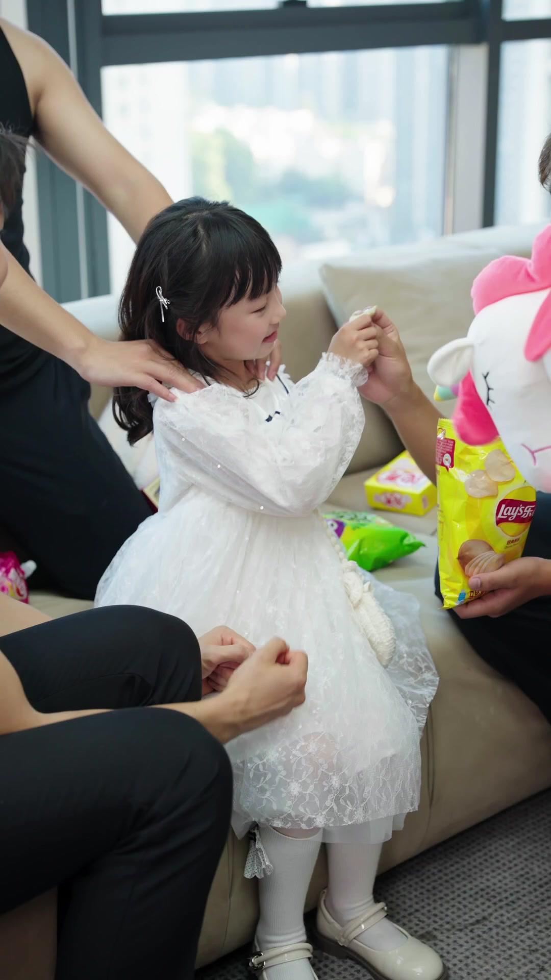 차가운 대표님과 꼬마 보디가드