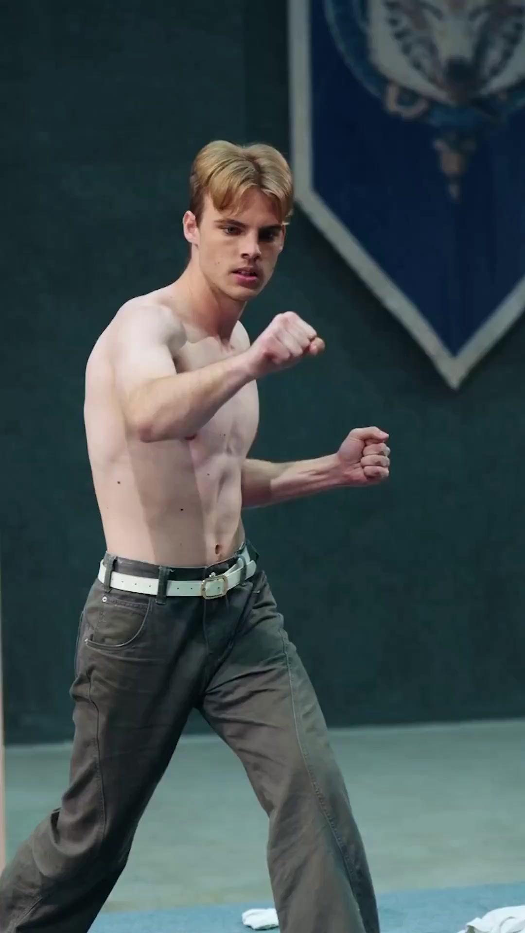 (Dublajlı) Melez Tanrı