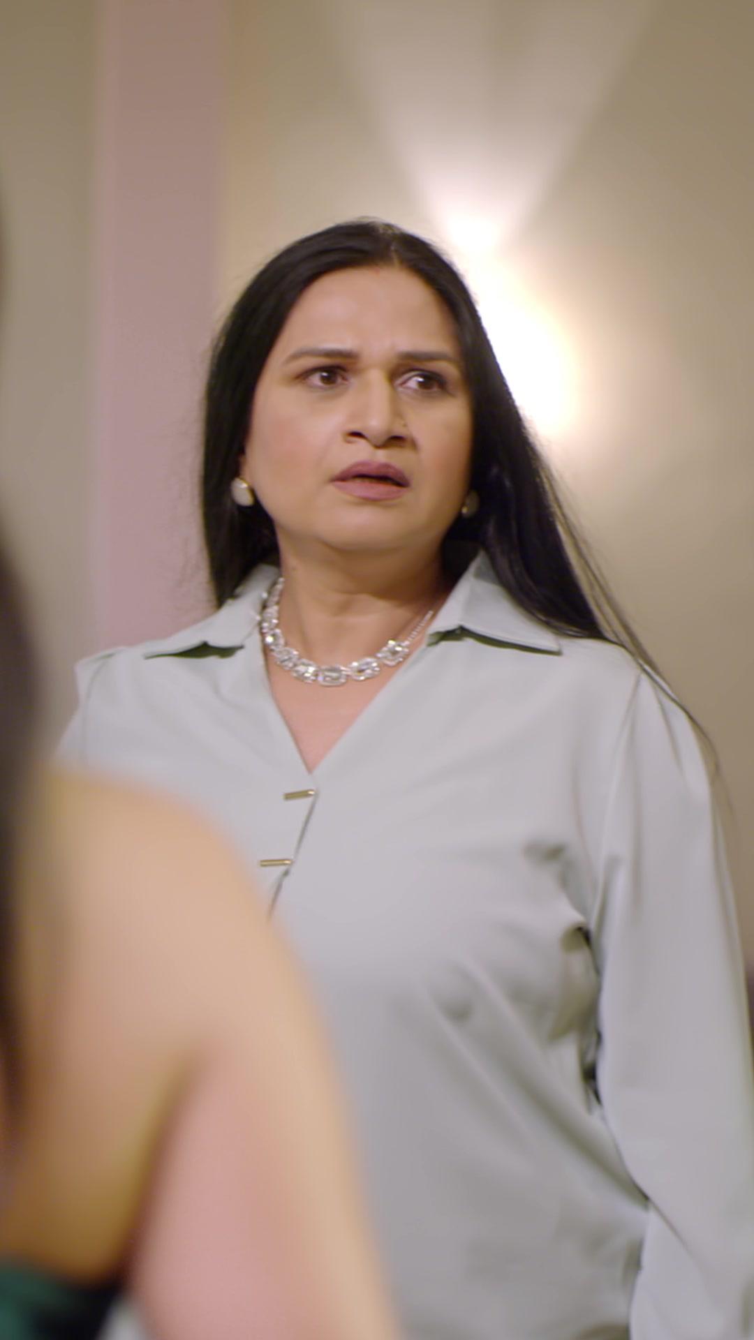 Poor Guests? Wrong Billionaires.