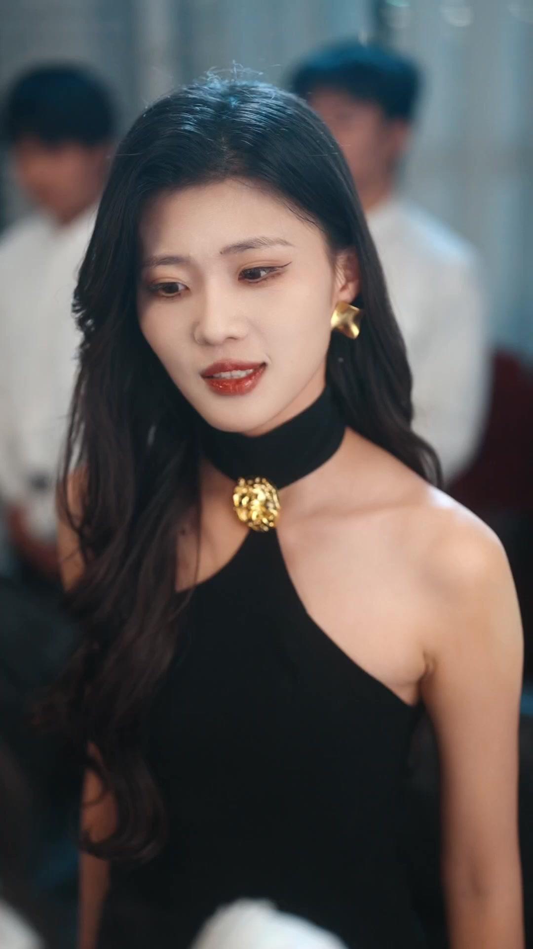 Sua Gatinha Virou Sua Namorada