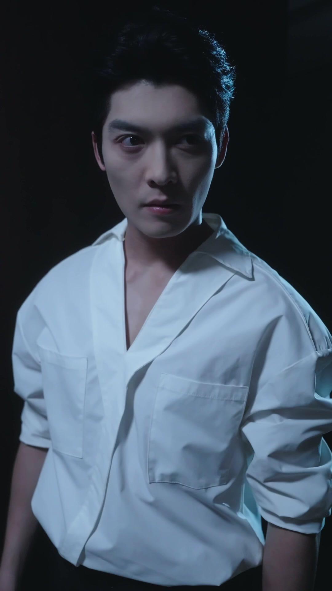  Keluarga Penuh Rahasia