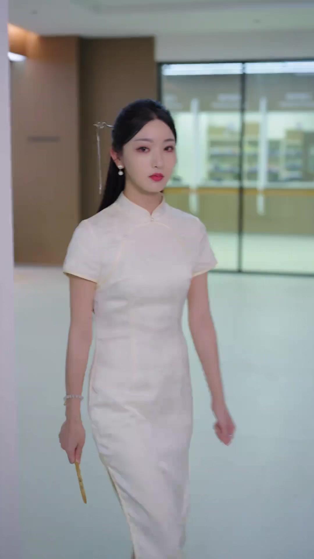 被拋棄後，抽中傭兵未婚夫