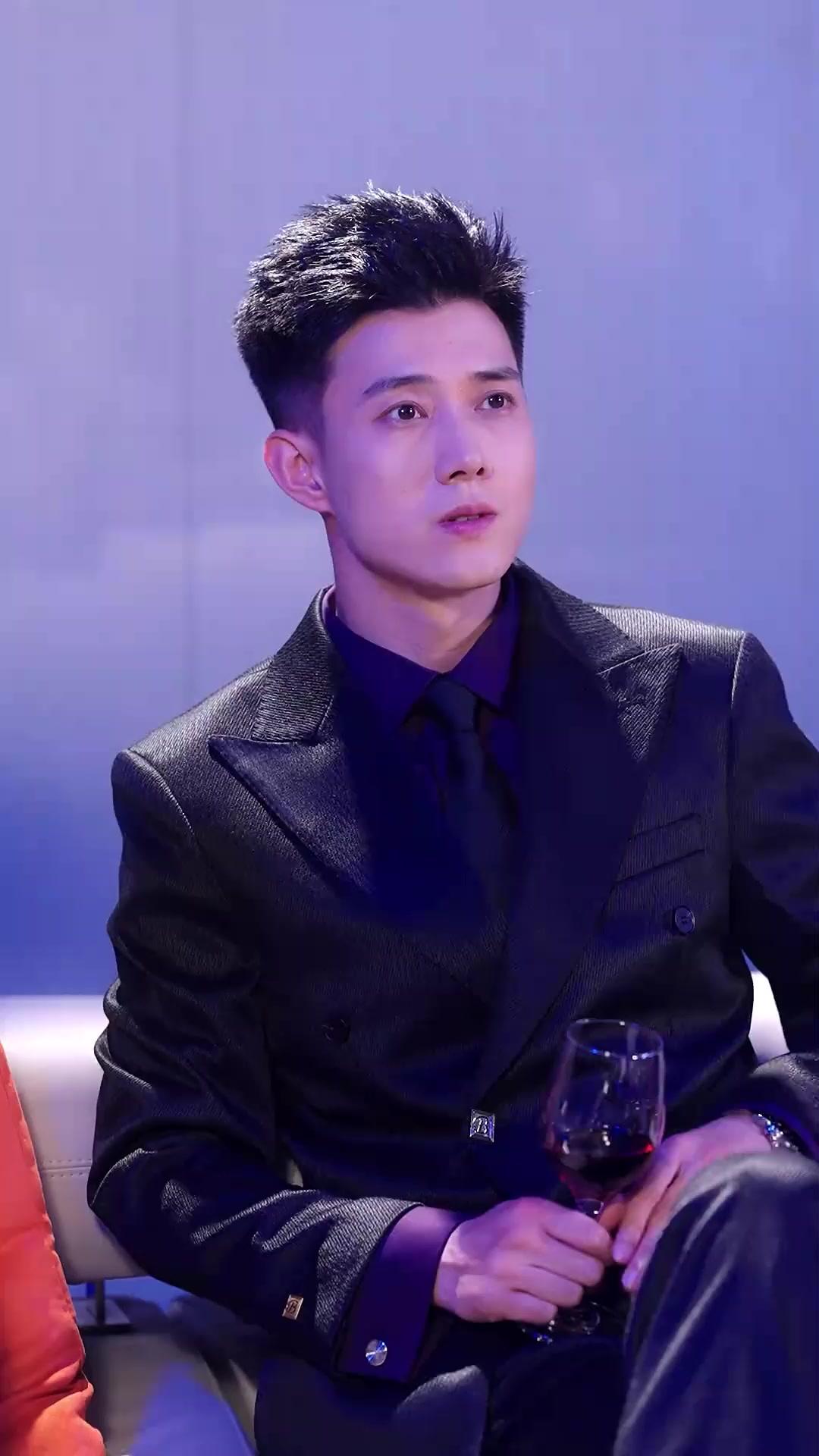 (Sulih suara) Bunga Berduri di Ruang Sidang