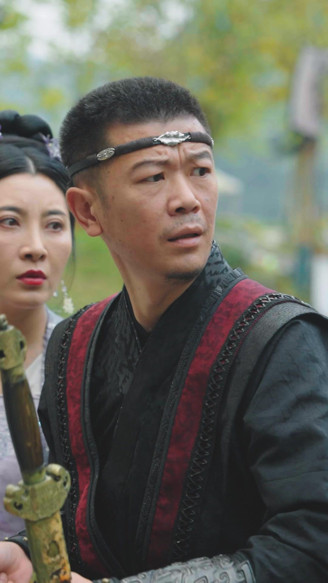 عودة سيدة السيف بعد مئتي عام