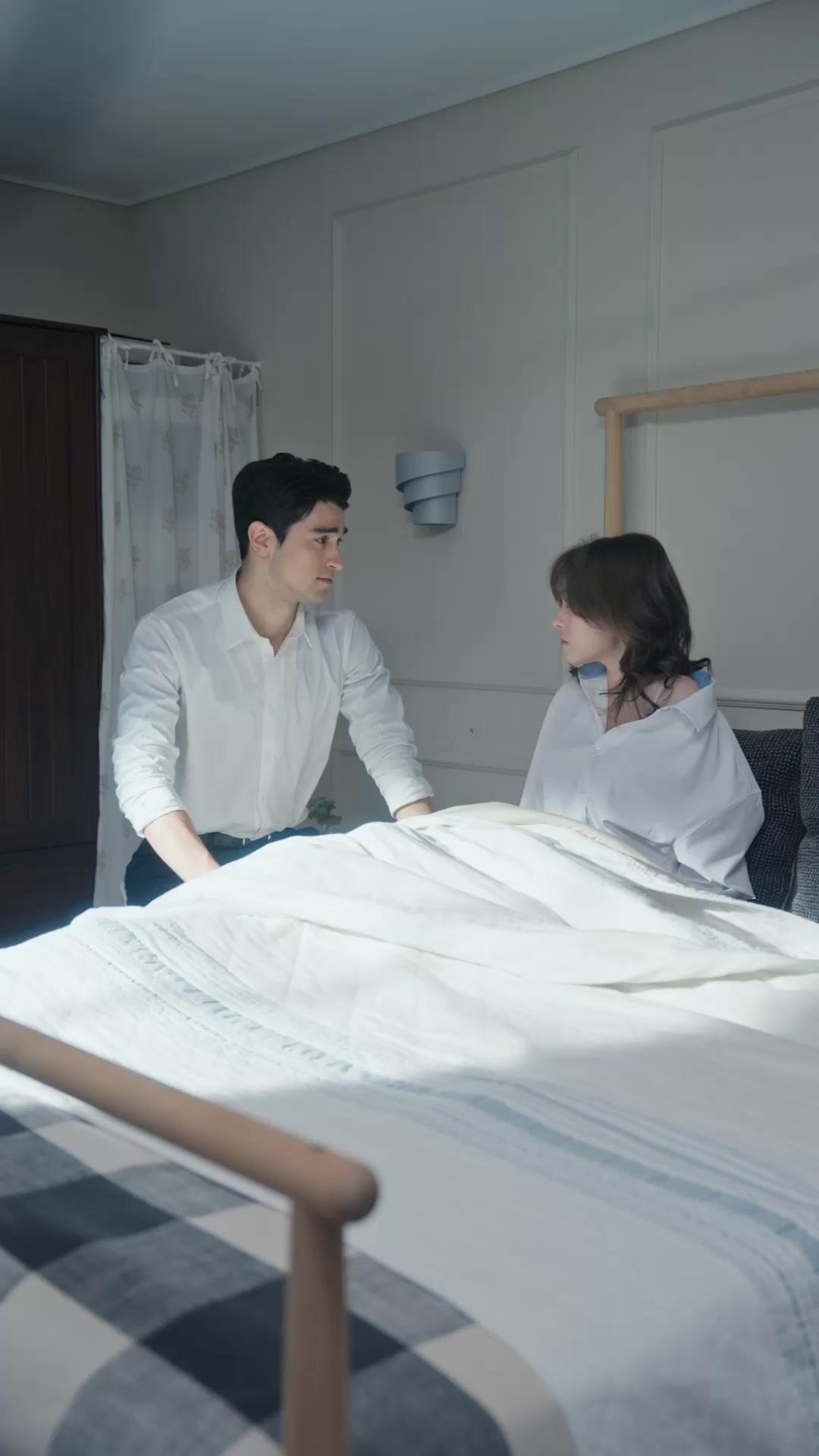 Billionaire Surgeon’s Innocent Love