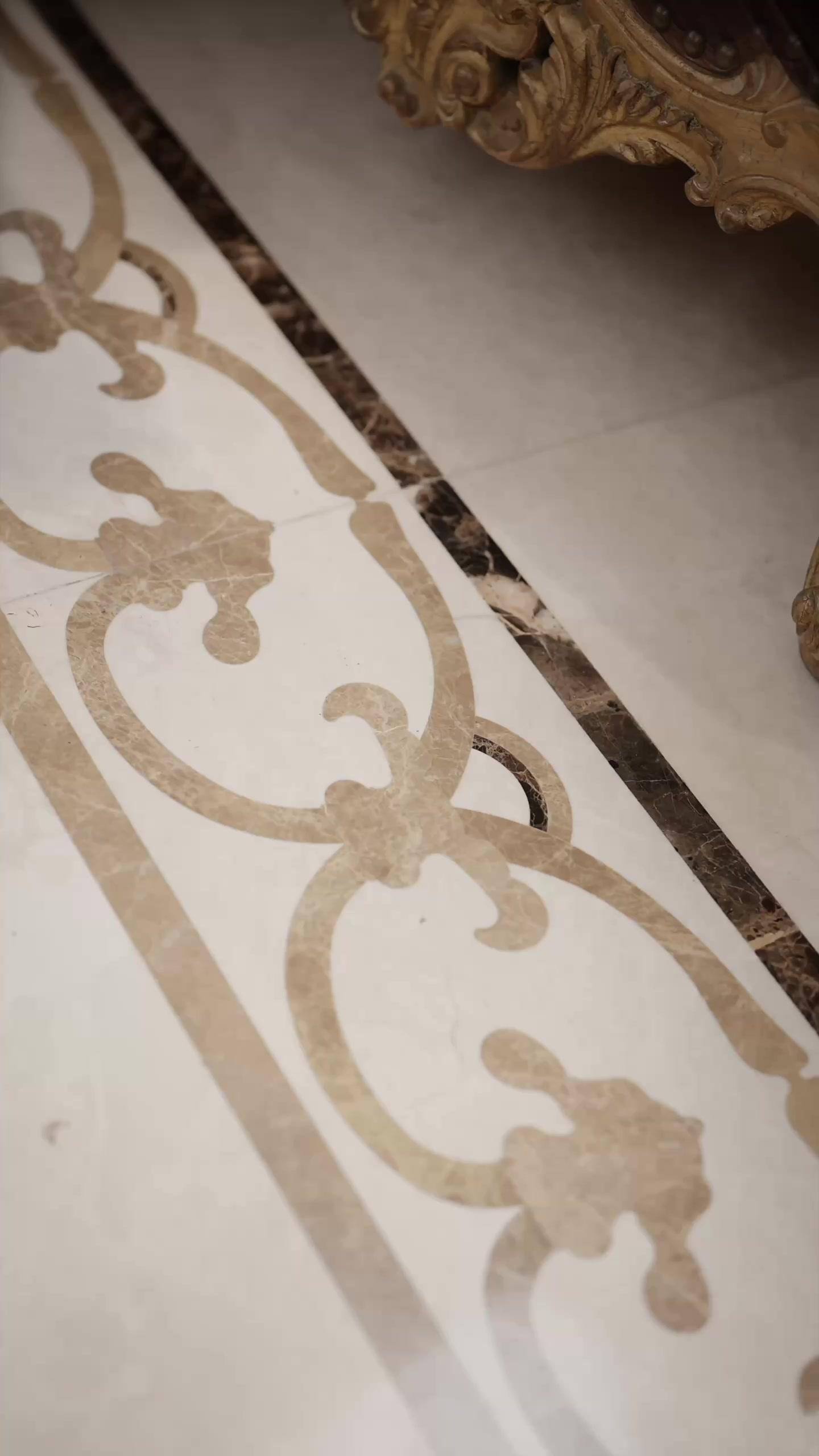  情深不敵故人歸