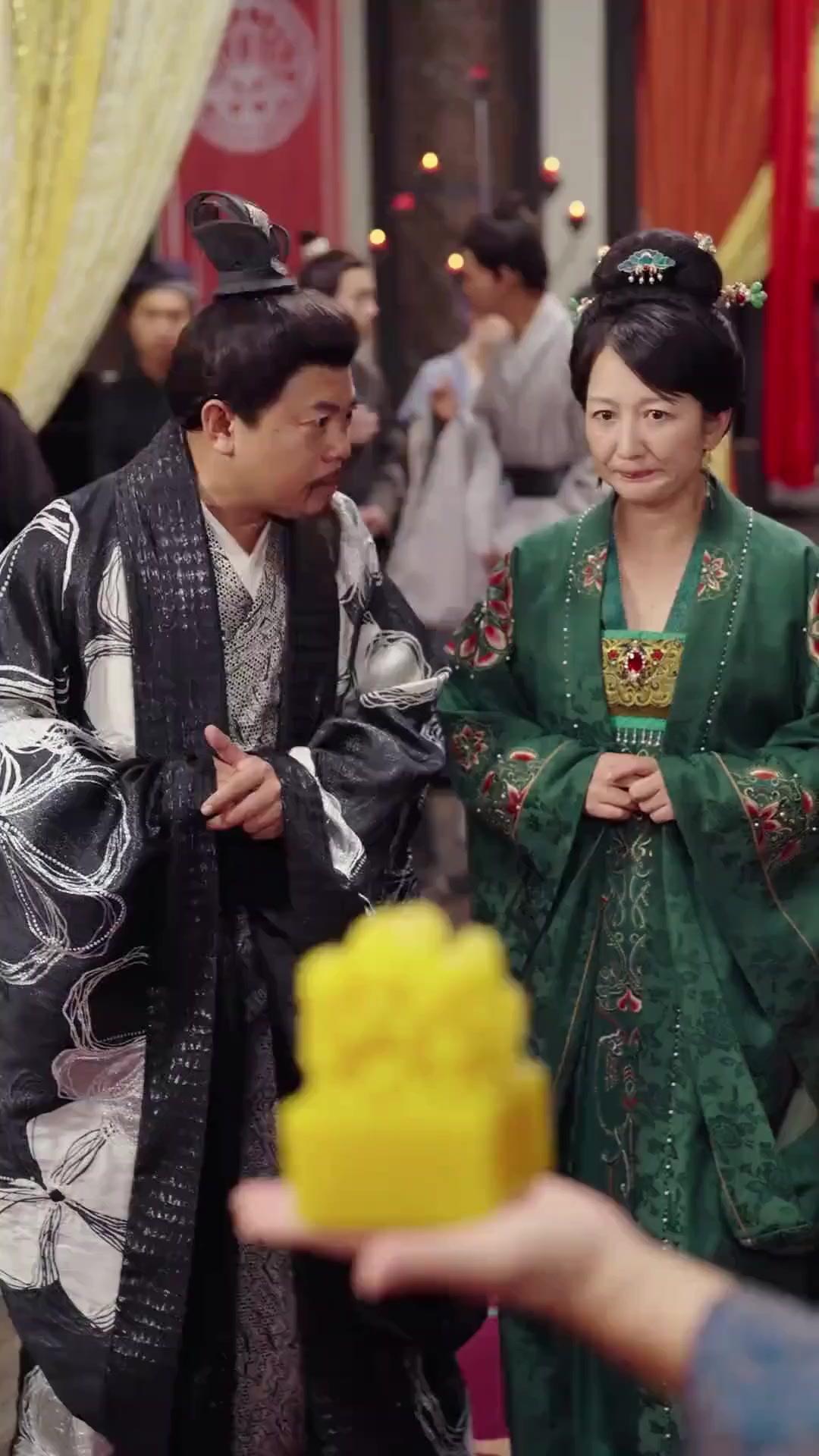 (Dubbed)Who's the Real Queen?