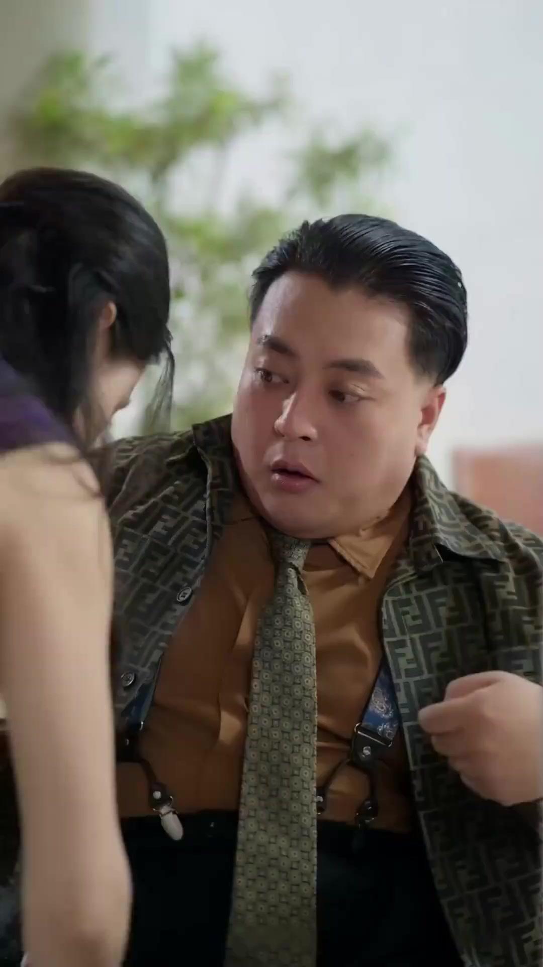 (吹き替え) 人生リセット！拾った男は御曹司だった！？