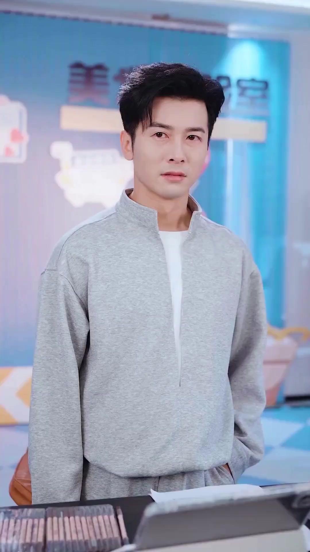 (مدبلج) حين مالت إلى الأصغر، جاءها الندم بعد فوات الأوان